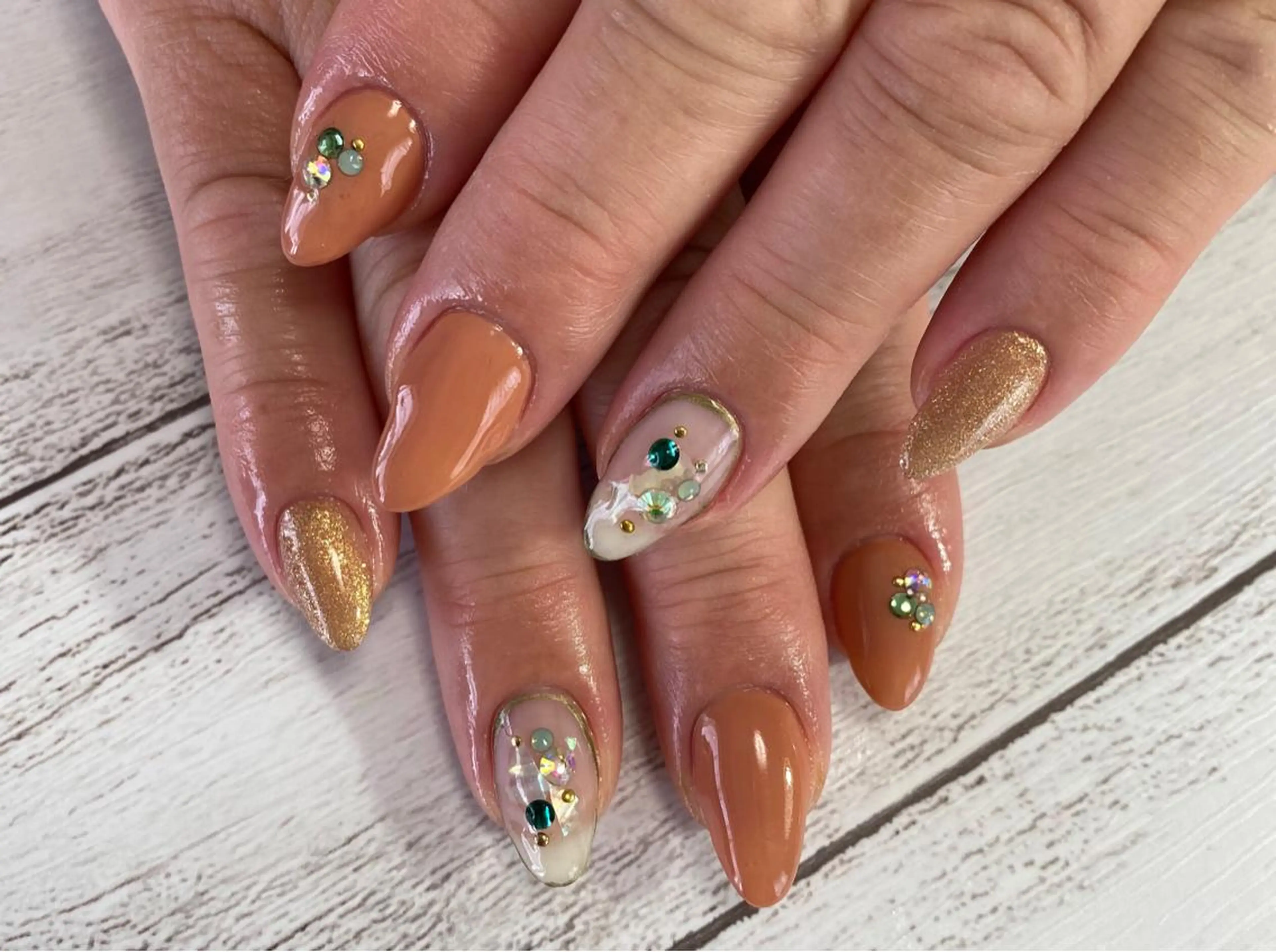 ネイル ハンドネイル NAIL Nutsのネイルデザイン