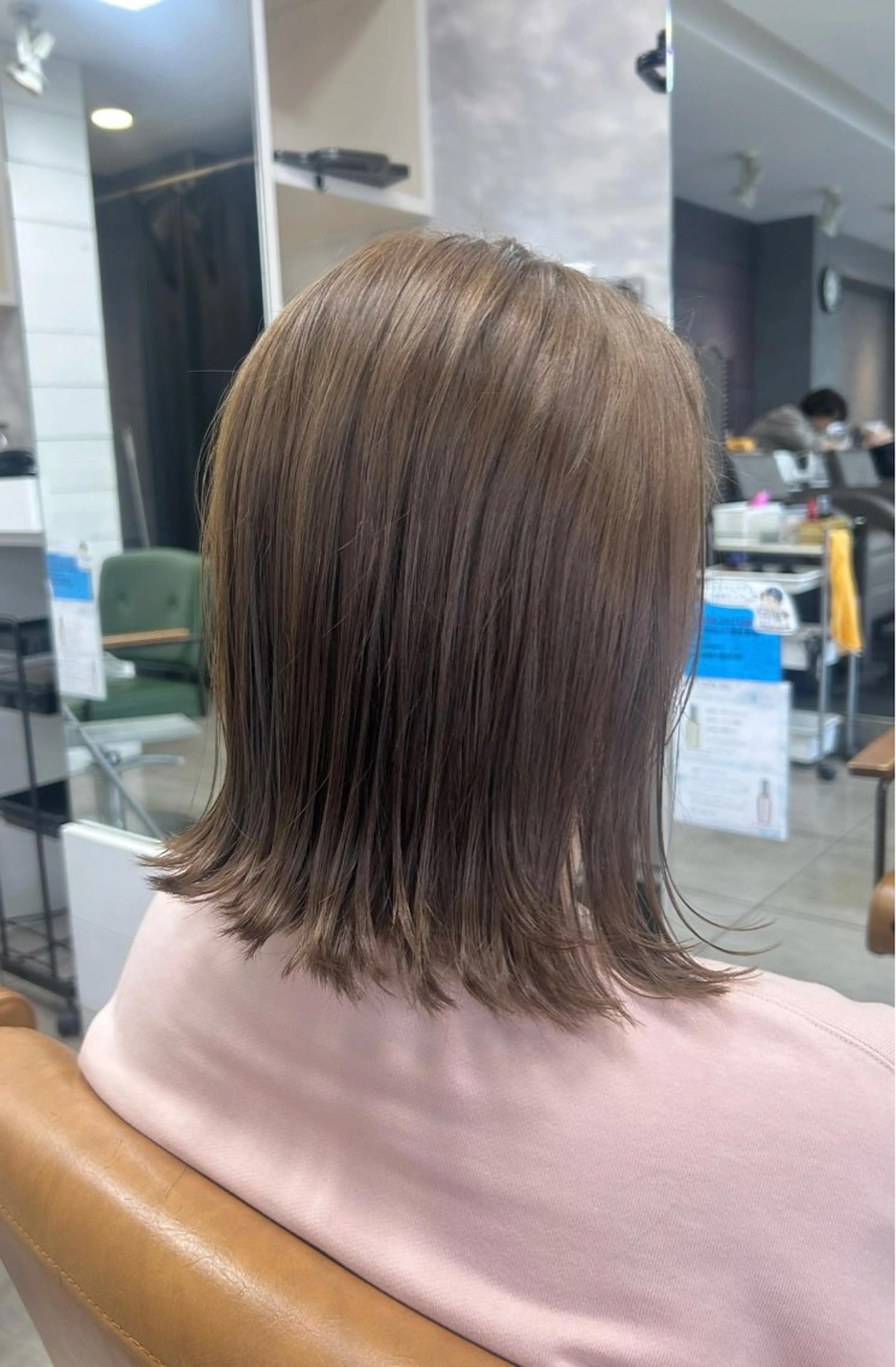 ミディアム カット ヘアカラー 🫧艶髪カラー🫧 森本くるみのヘアスタイル