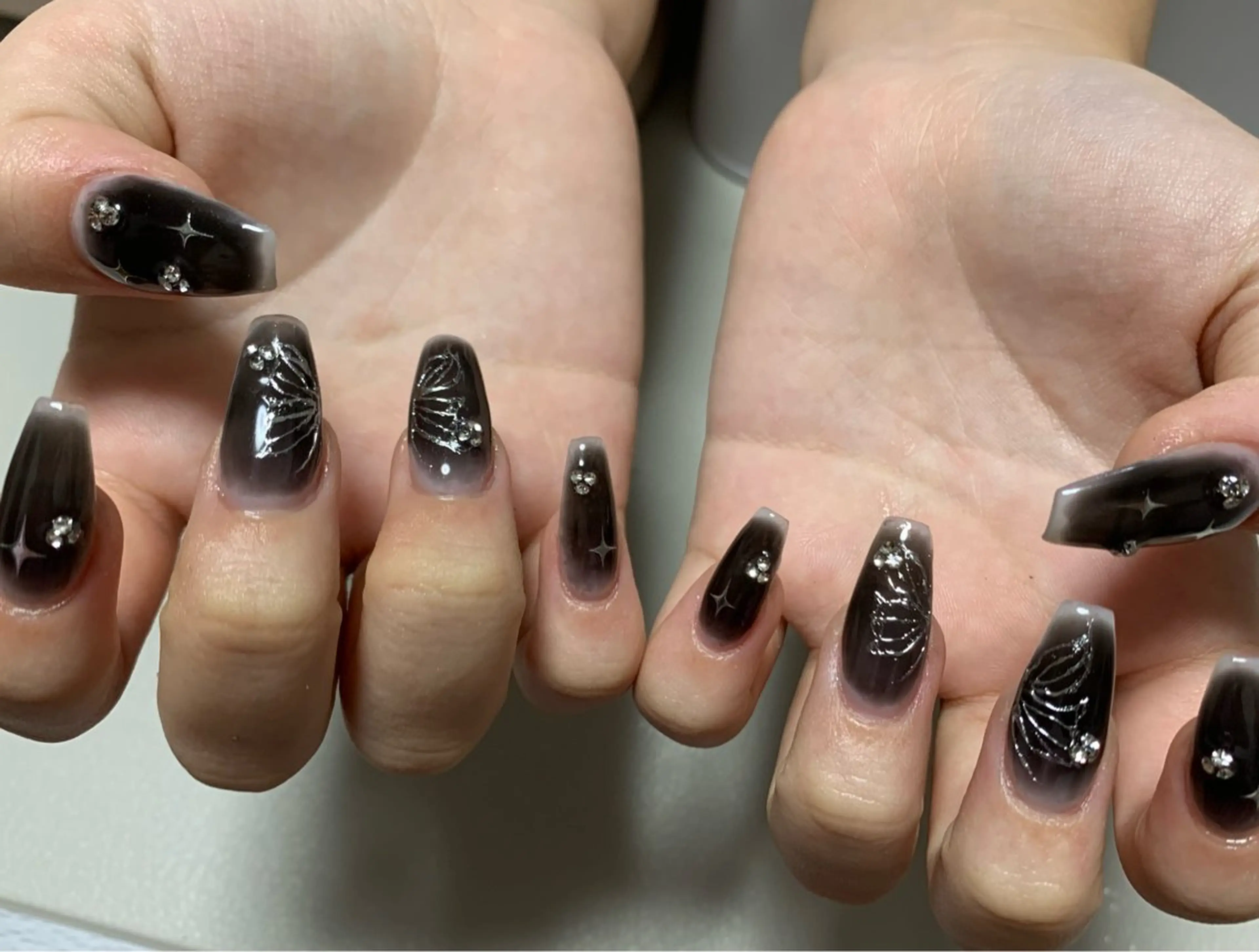 ネイル LoaChaton kaeのネイルデザイン