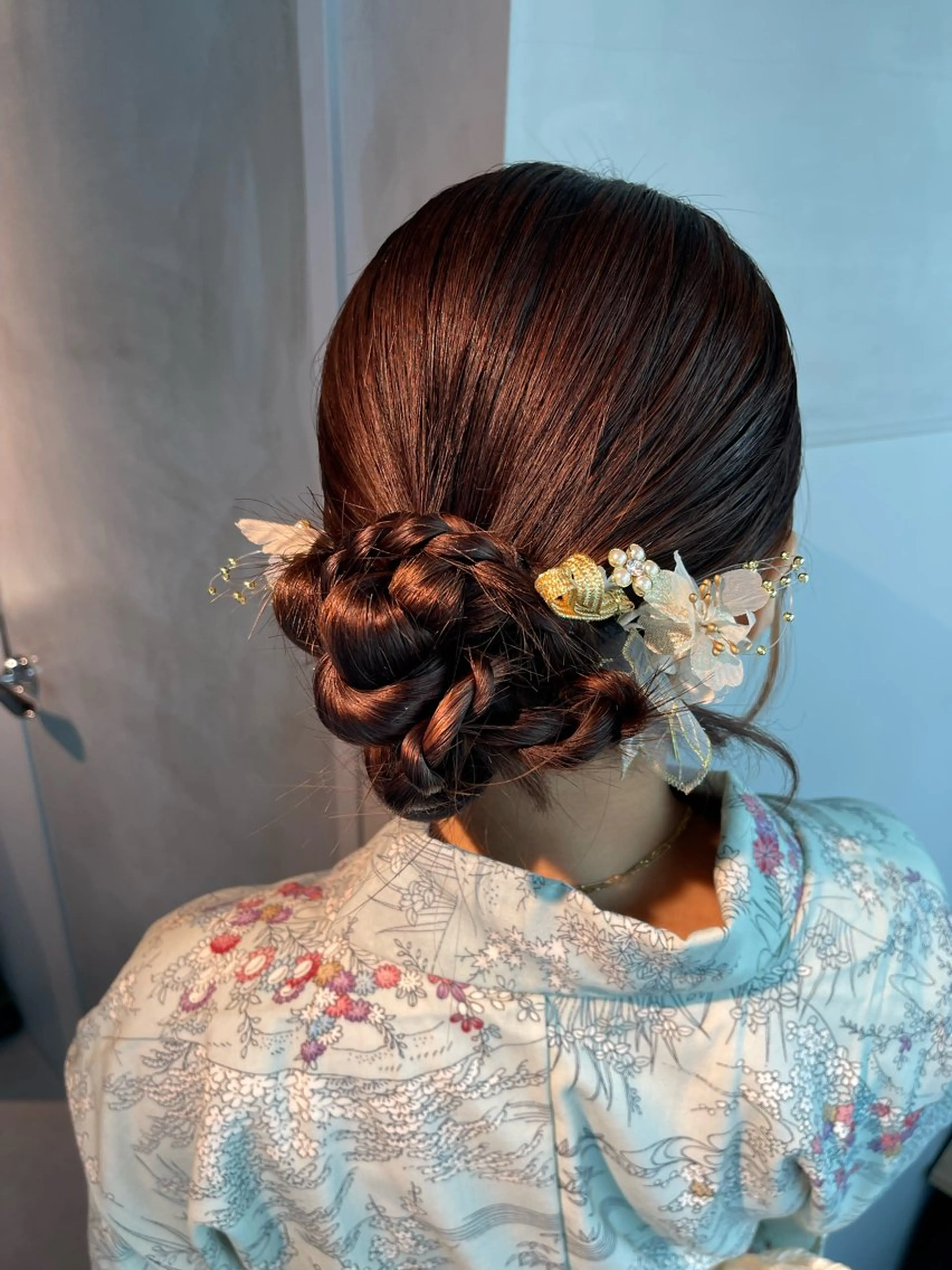 ヘアアレンジ 結婚式・ブライダル 卒業式のヘアスタイル 浴衣 着付け charm《銀座》 ヘアセット/縮毛矯正のヘアスタイル