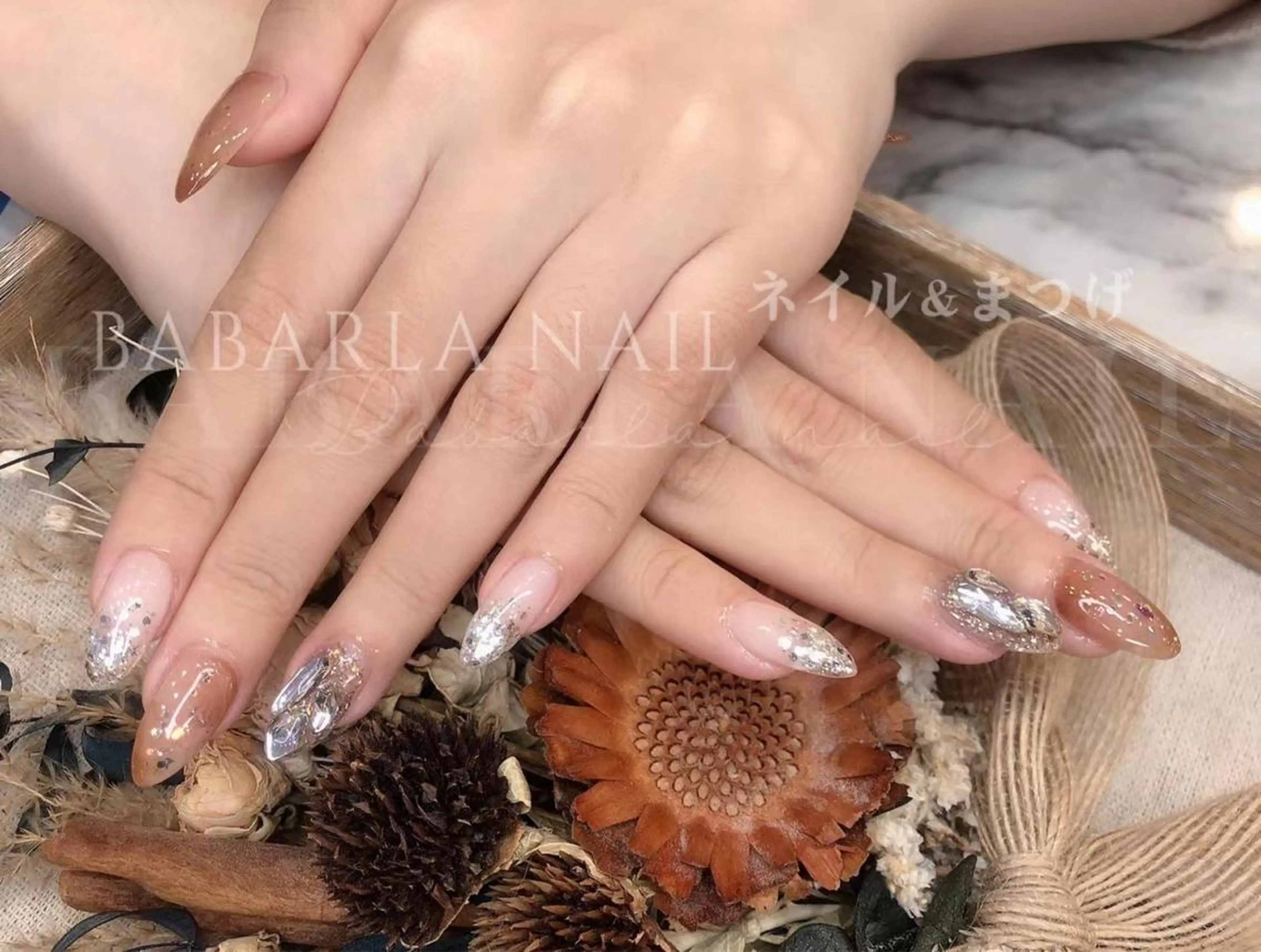 ネイル ブラウン Babarla nailのネイルデザイン