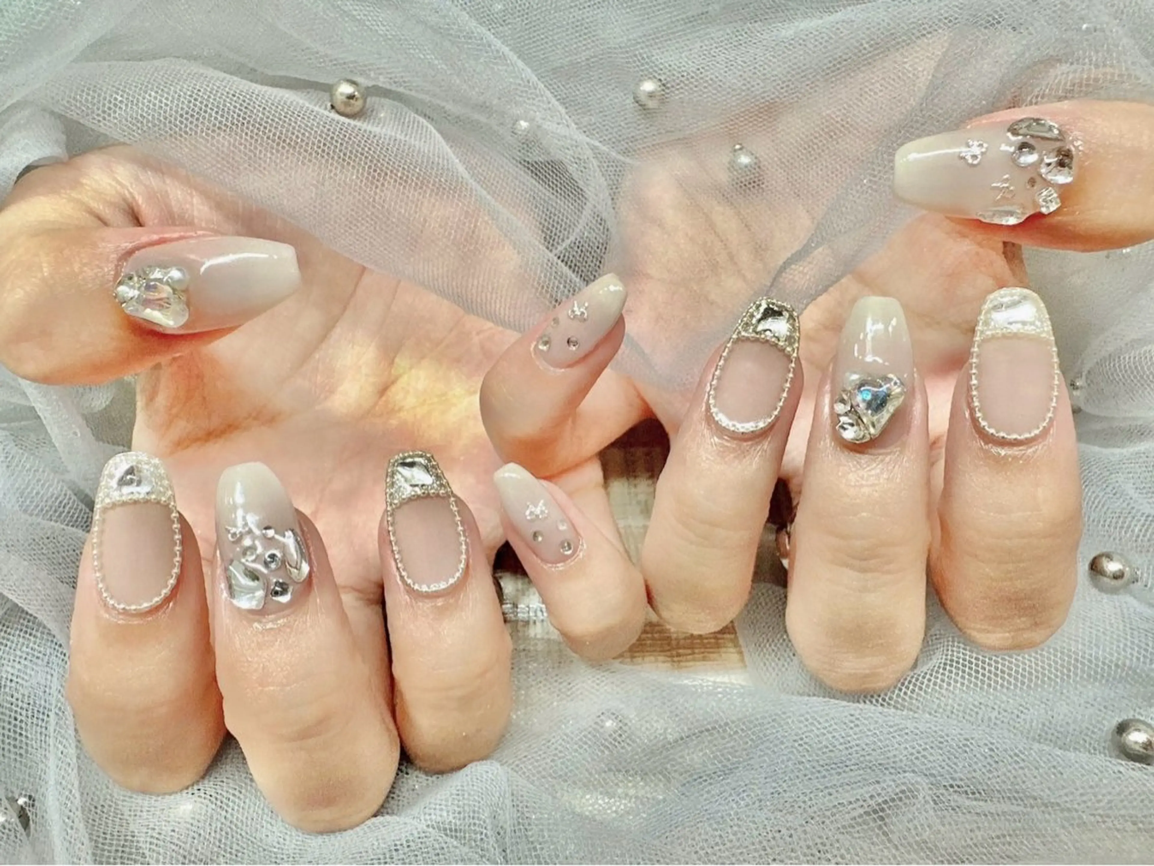 ネイル Luna K.のネイルデザイン