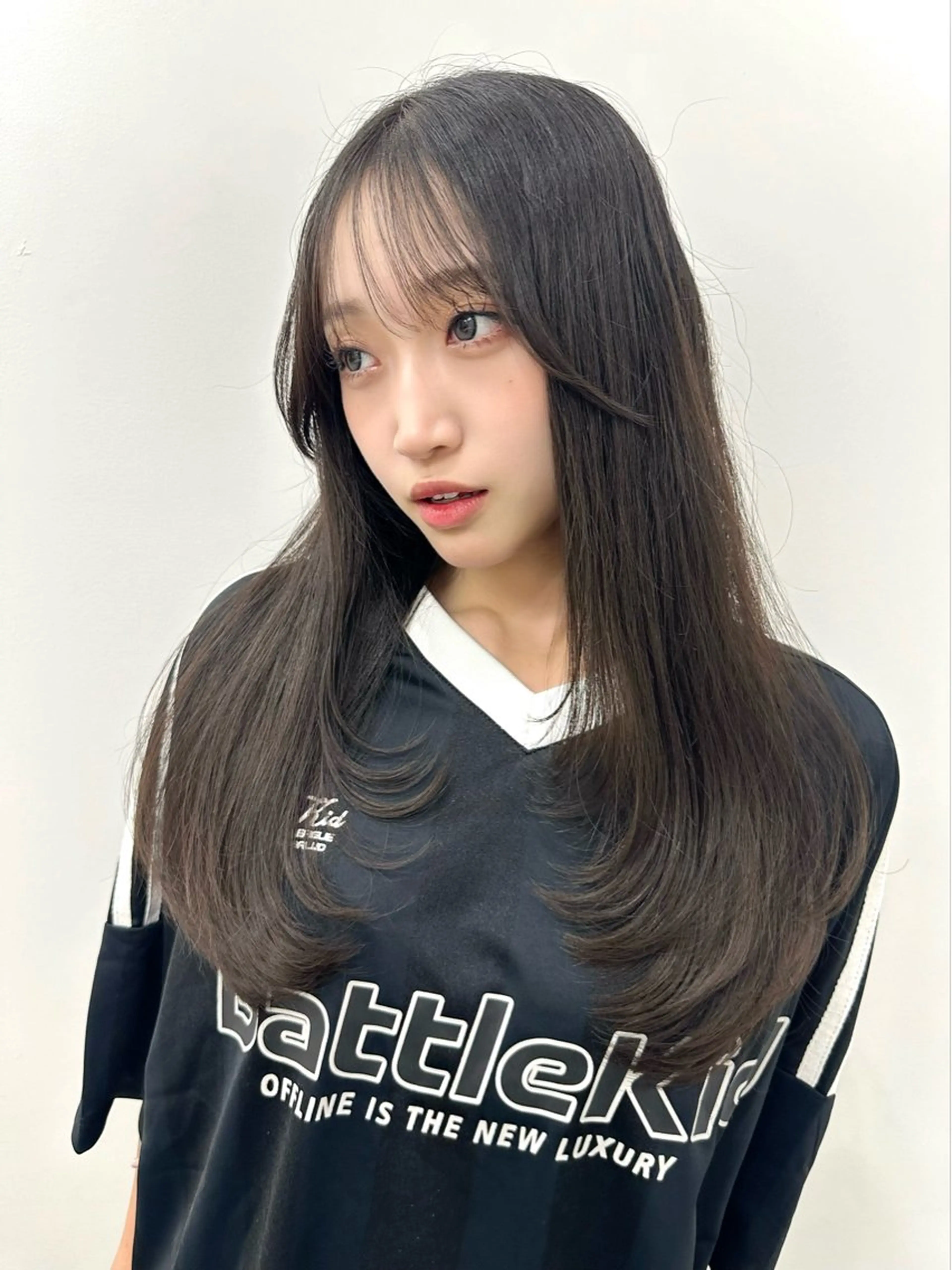 ロング カラー ミディアムレイヤー 添田晃基のヘアスタイル