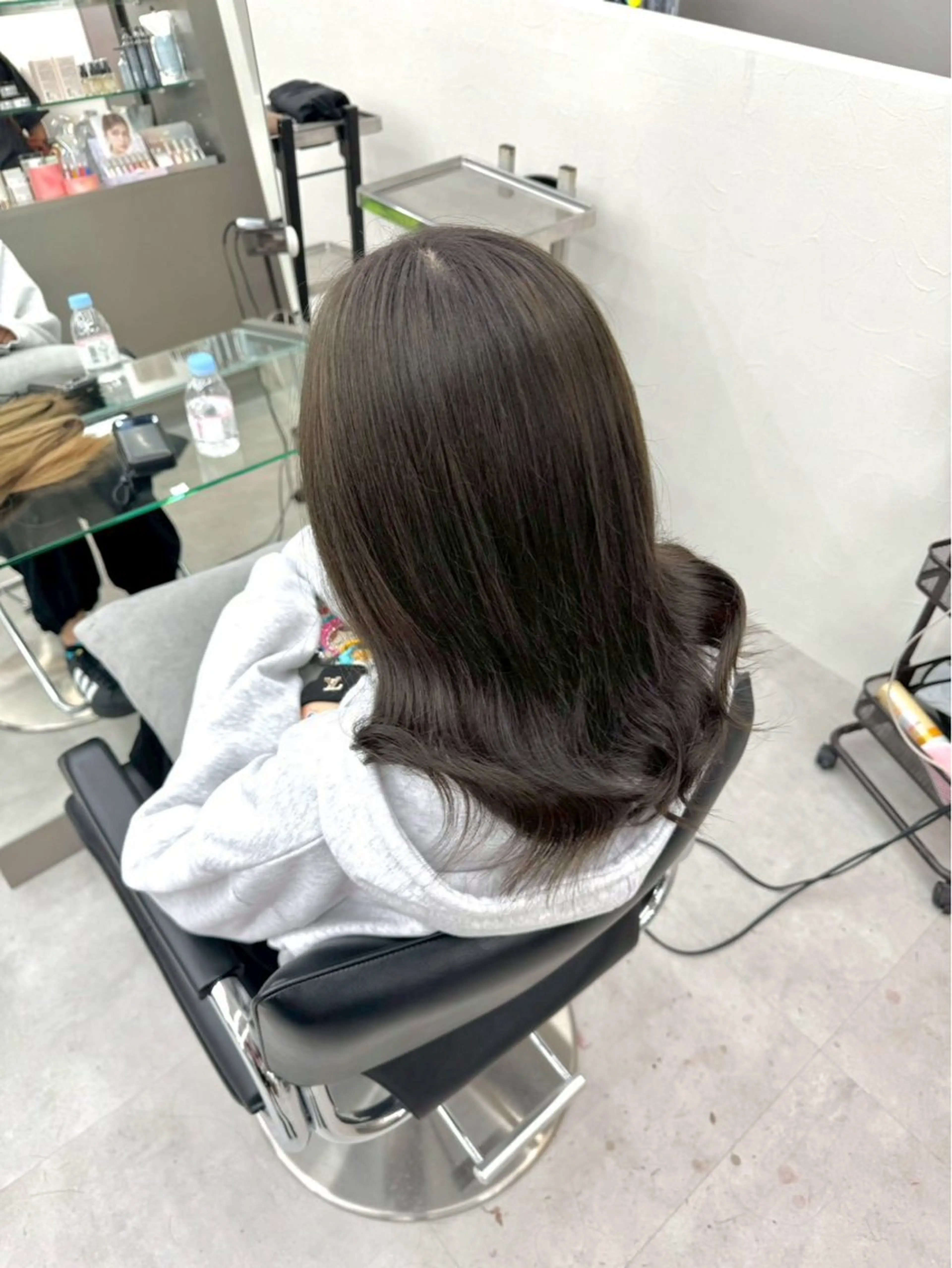 ロング カラー ベージュカラー オリーブベージュ ヘアカラー 横浜 エクステ🎀/ アレンジ🌙┊︎もものヘアスタイル