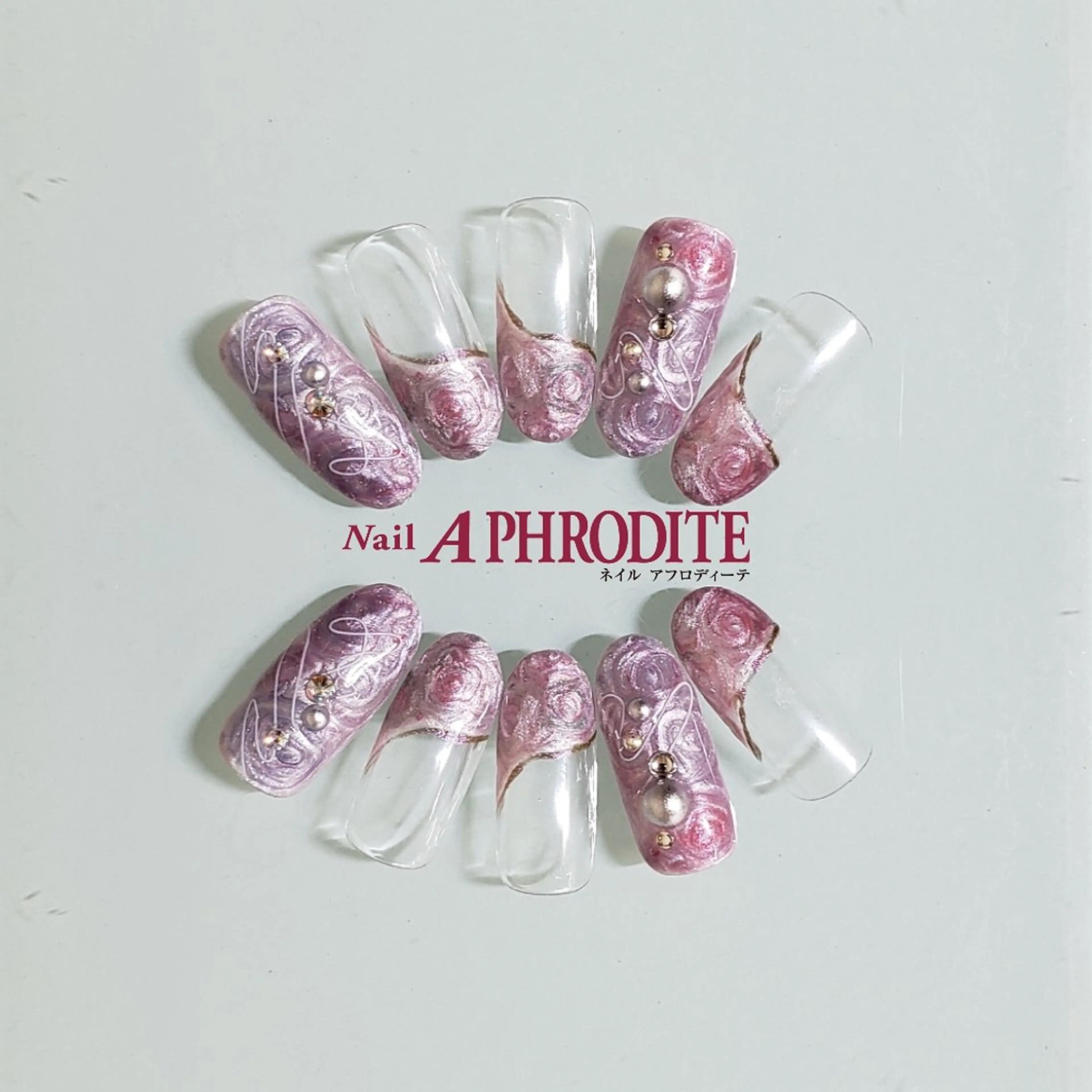 ネイル ジェルネイル ニュアンスネイル スカルプネイル ソフトジェル ネイルチップ ハンドネイル Nail Aphroditeのネイルデザイン