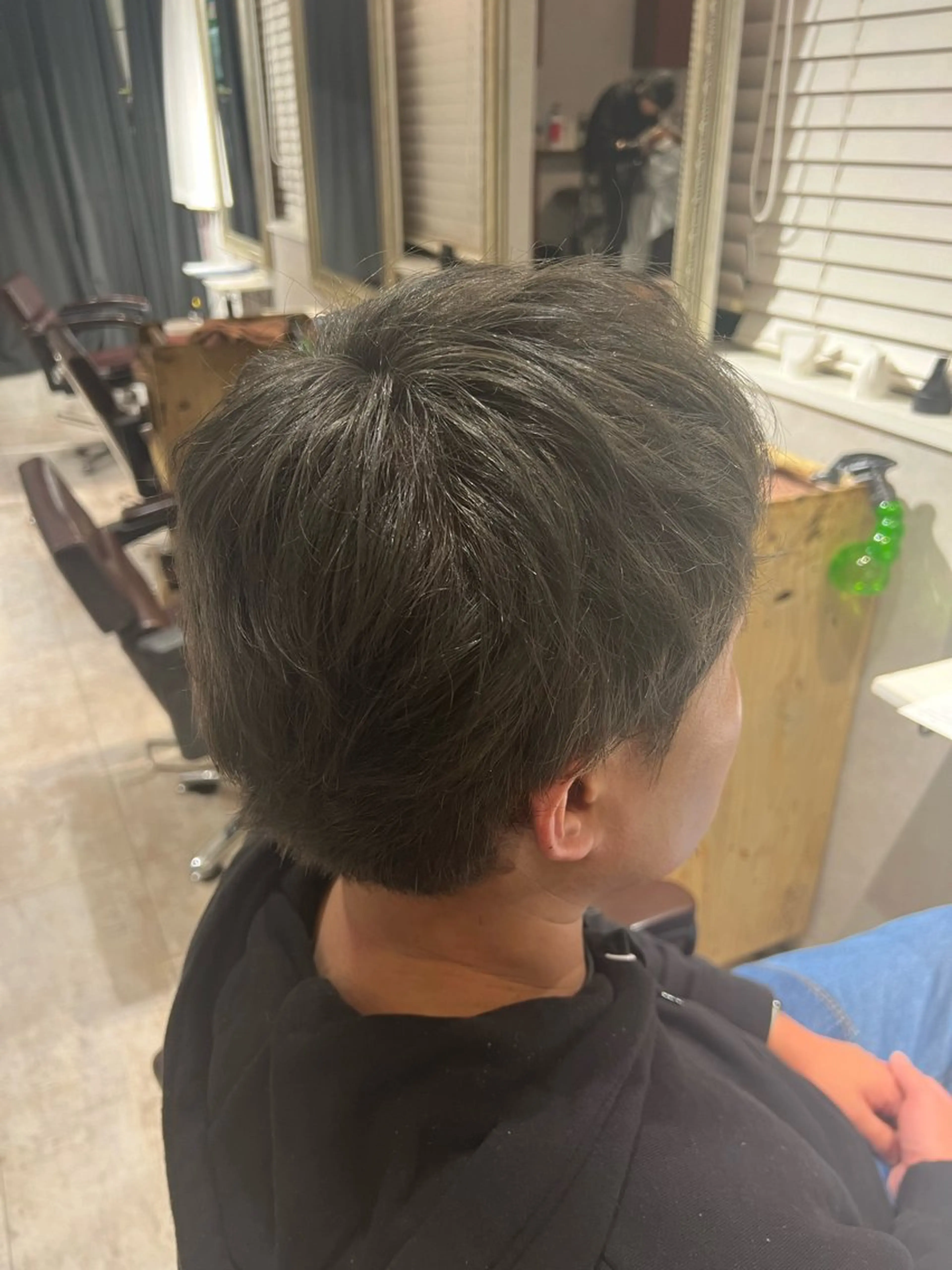 カラー メンズ グレージュ 山口 彩乃のヘアスタイル