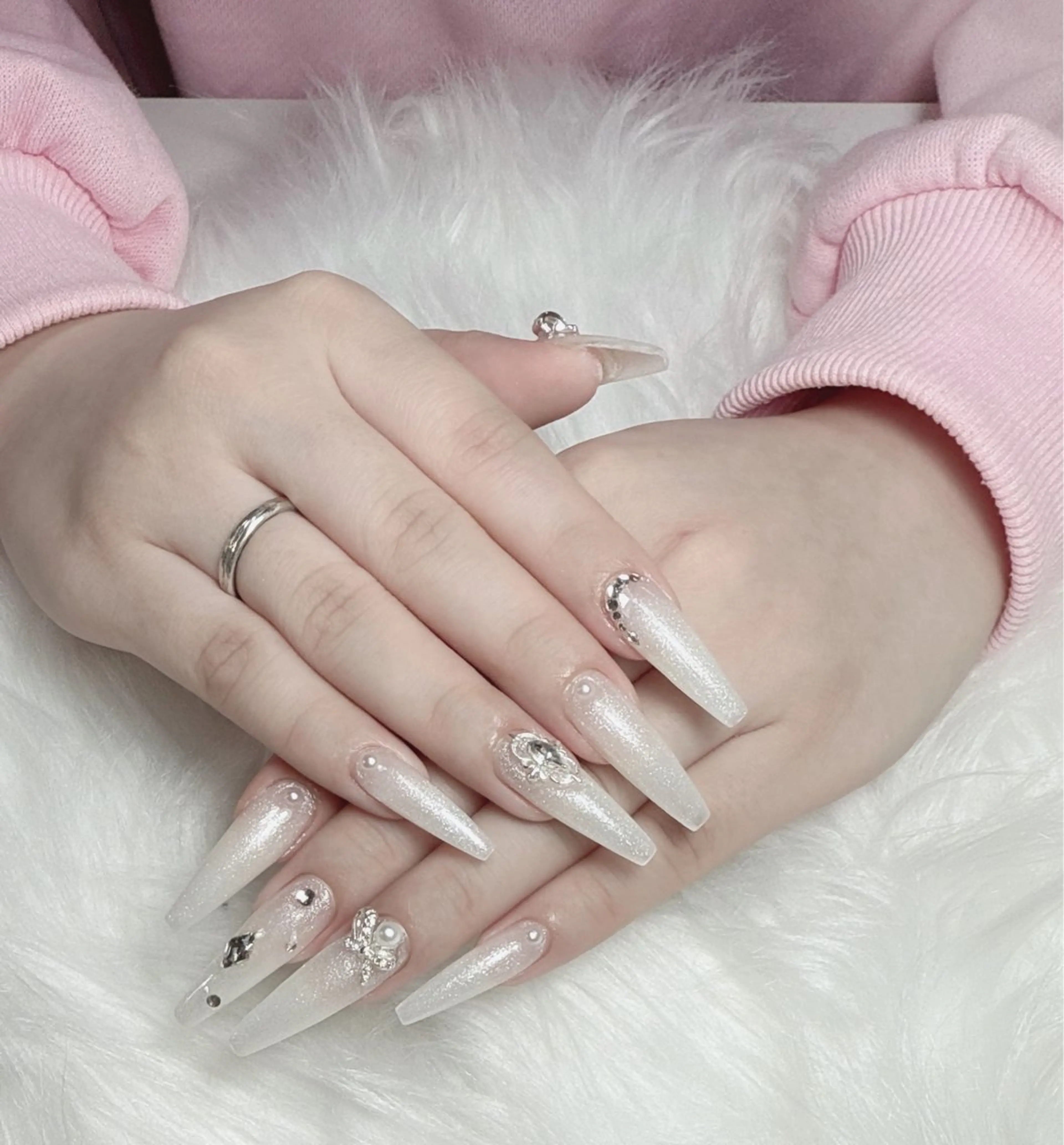 ネイル W&nail  slon所属・W·mai nail 関内のネイルデザイン