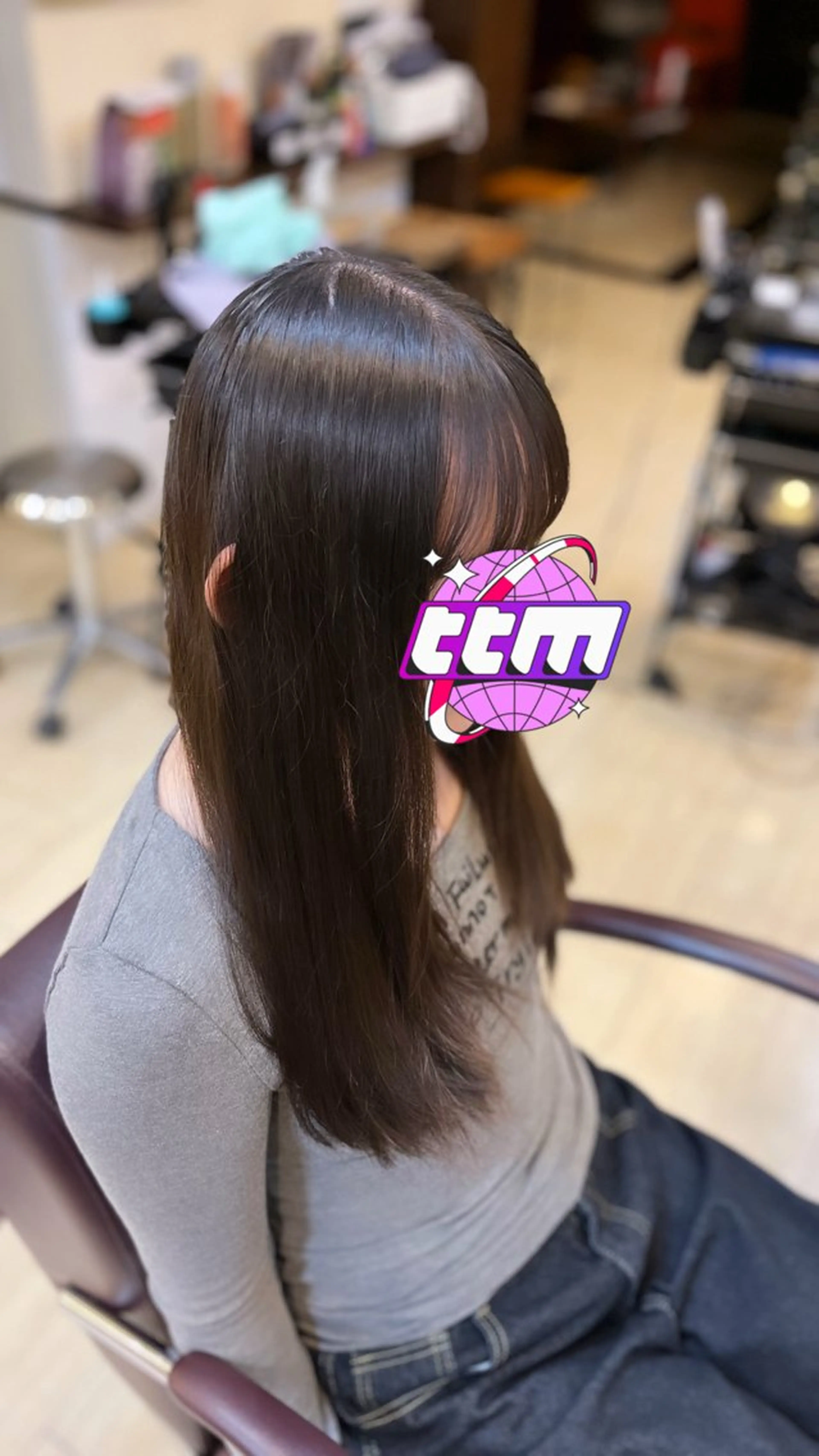 ミディアム 片岡 友輝のヘアスタイル