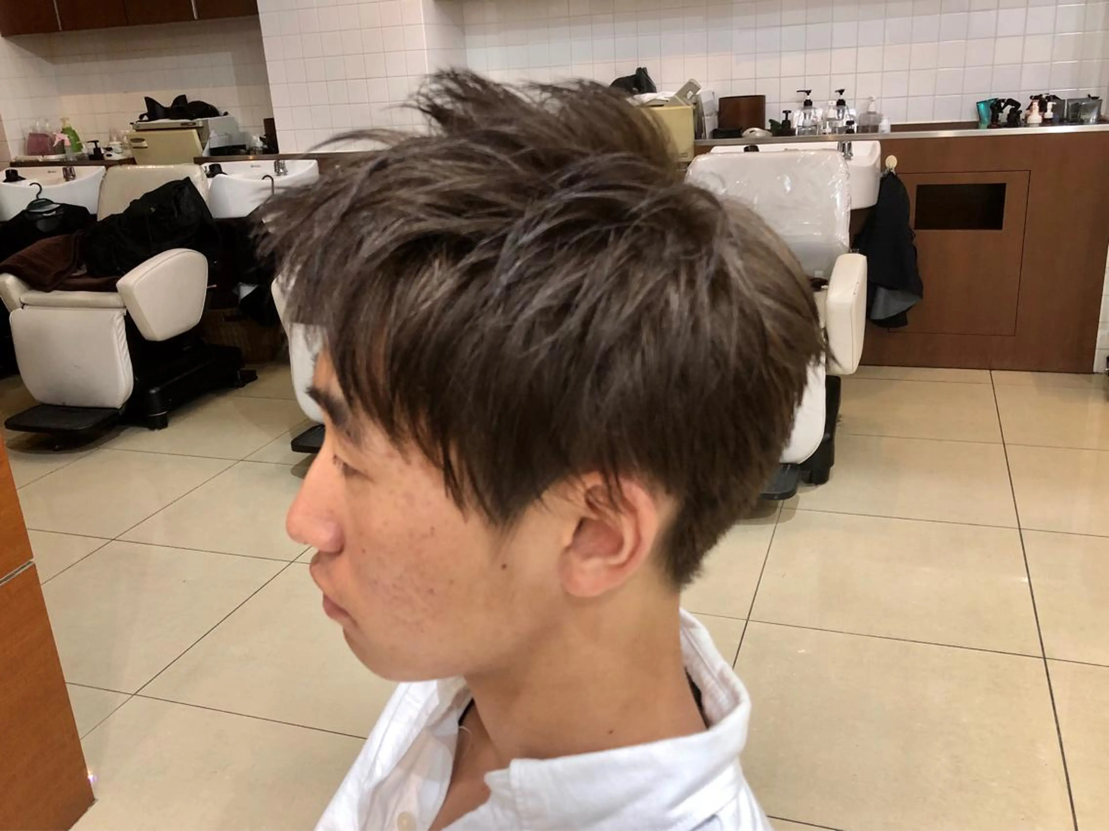 カラー メンズ 東梅田エリアカラー ヘアセットNo. 1のヘアスタイル