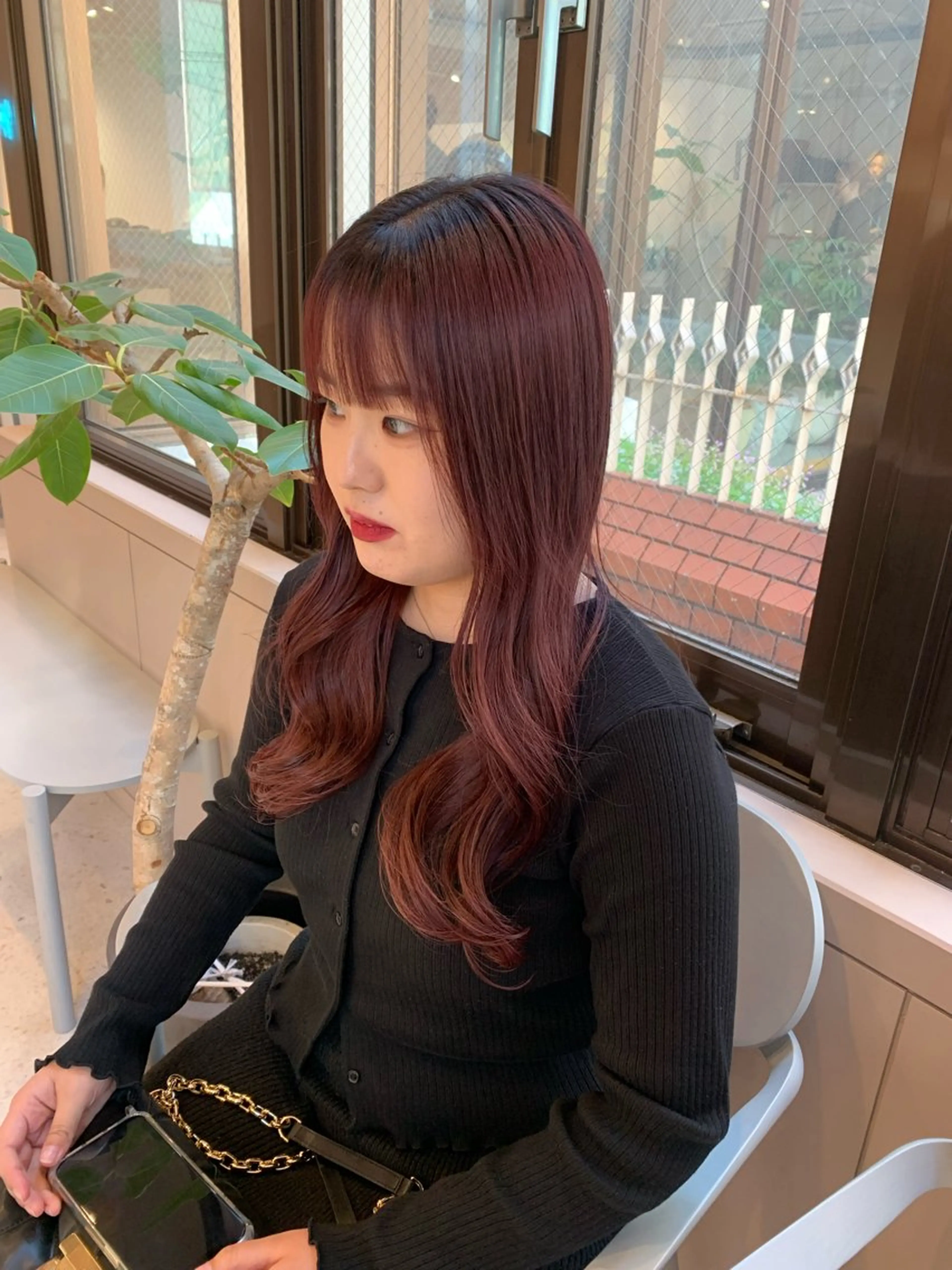 ロング カラー レッドカラー rio .のヘアスタイル