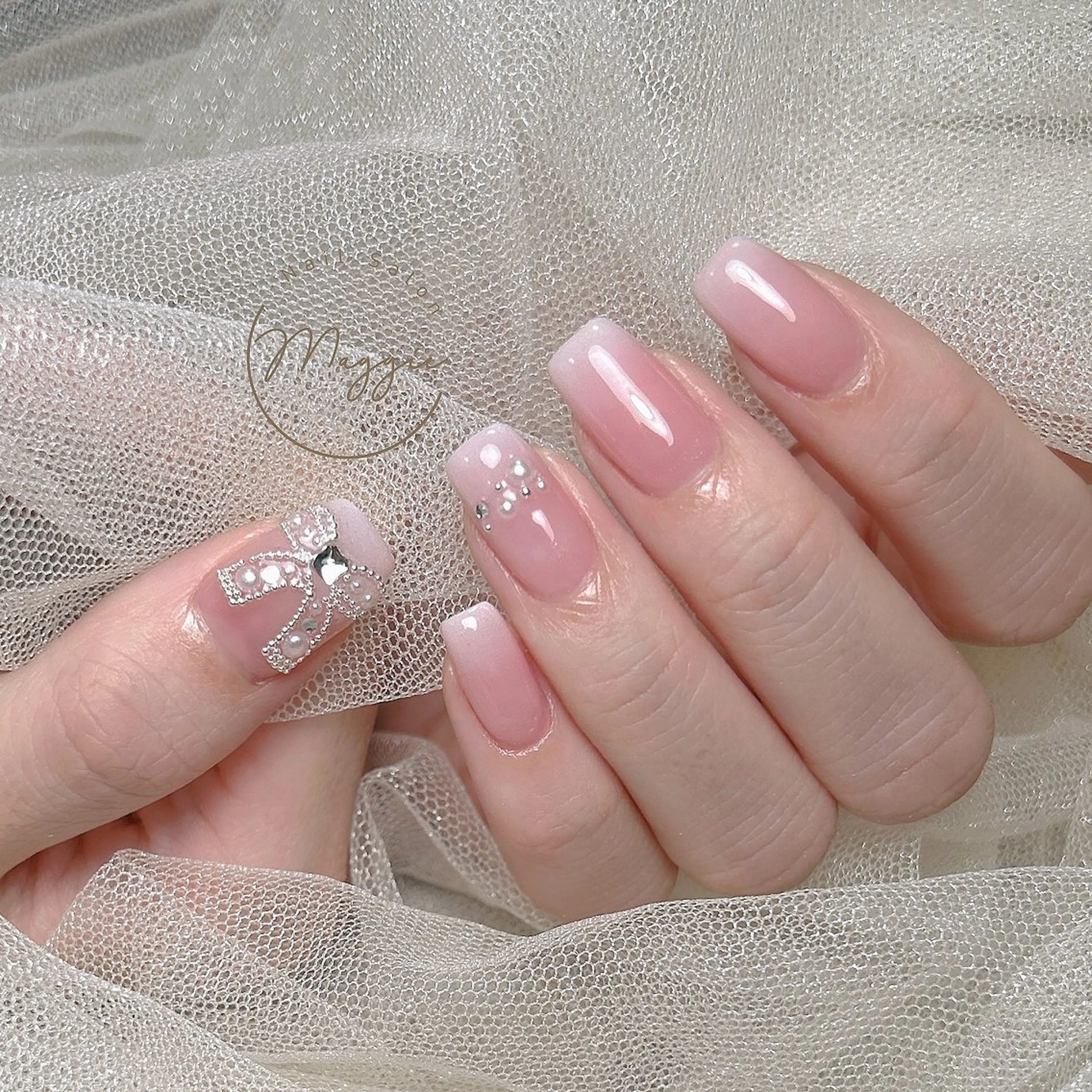 ネイル Maggie Nail🦩のネイルデザイン