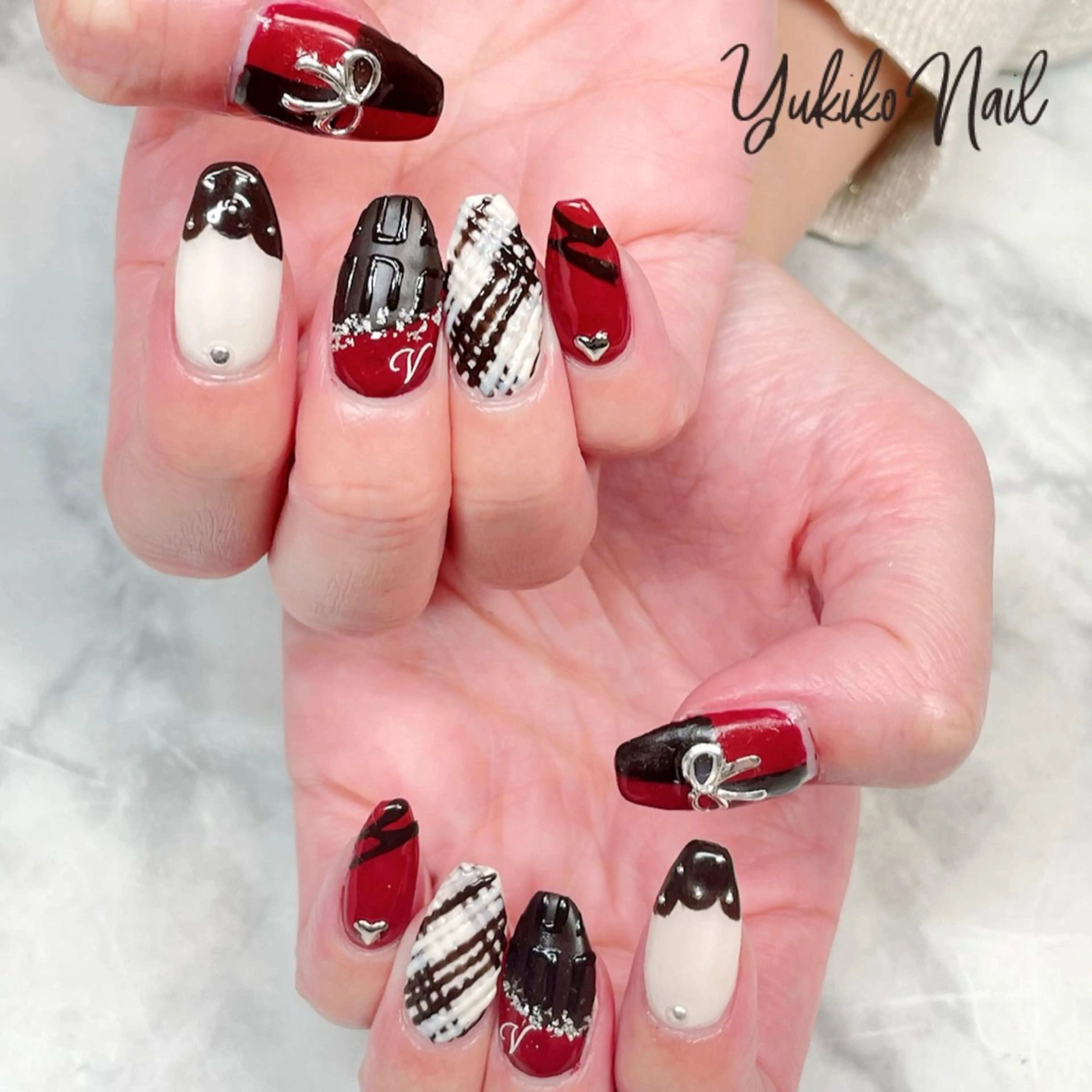 ネイル 赤色 バレンタイン ユキコ ネイルのネイルデザイン