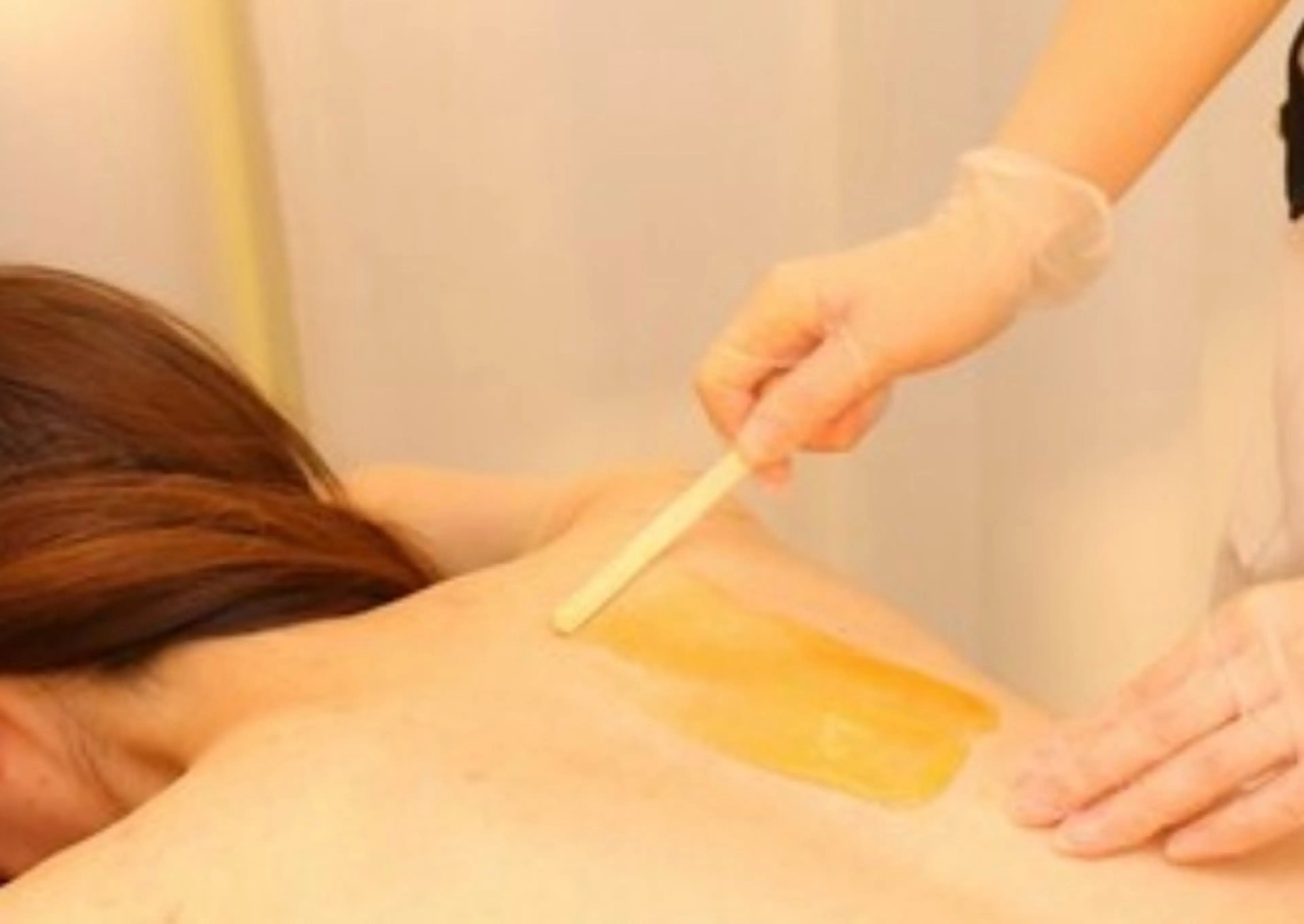 【レディース】【WAX脱毛】背中上WAX脱毛の写真