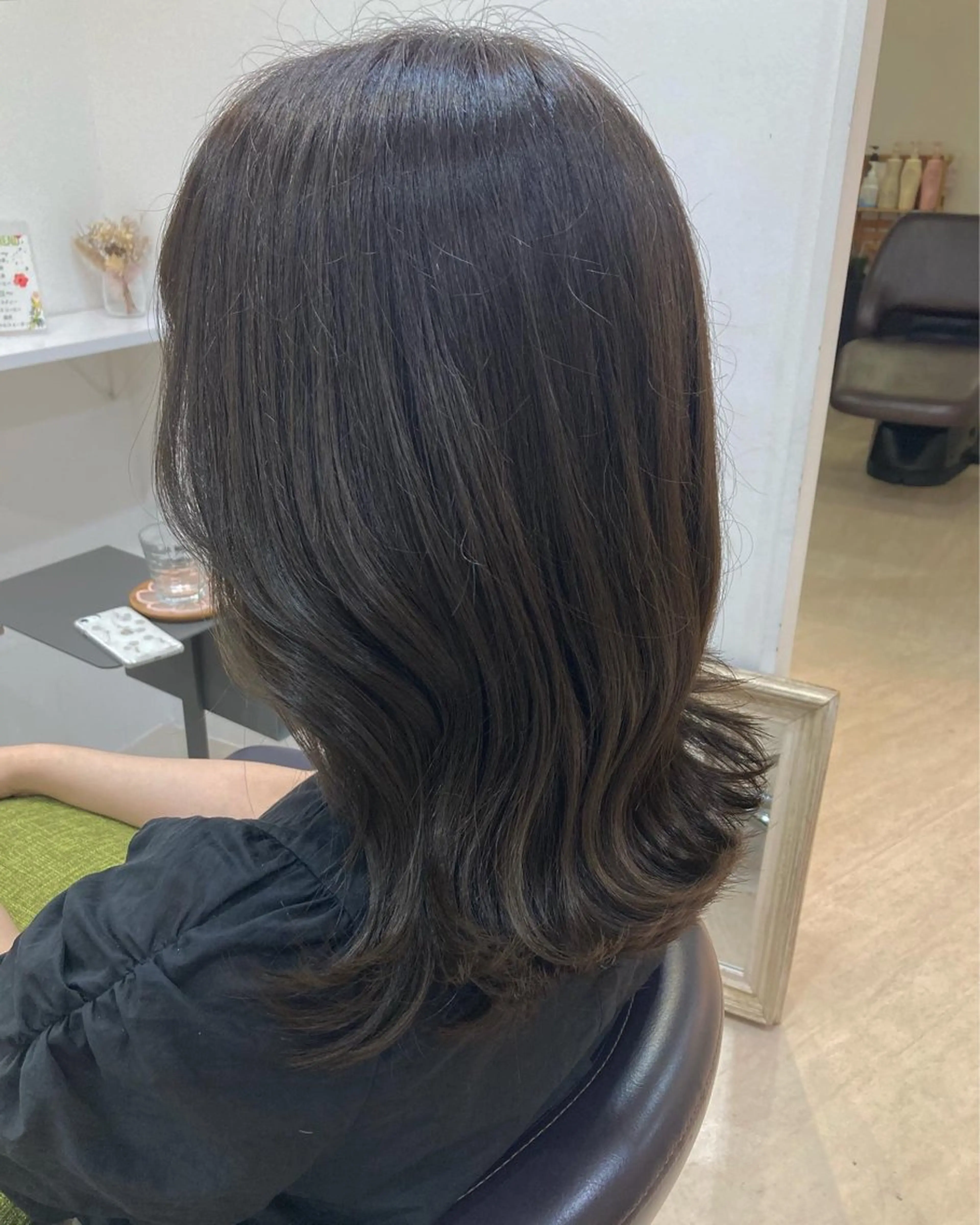 ミディアム カラー カット ヘアカラー 韓国風⭐️くびれヘア 🍀高津かえでのヘアスタイル