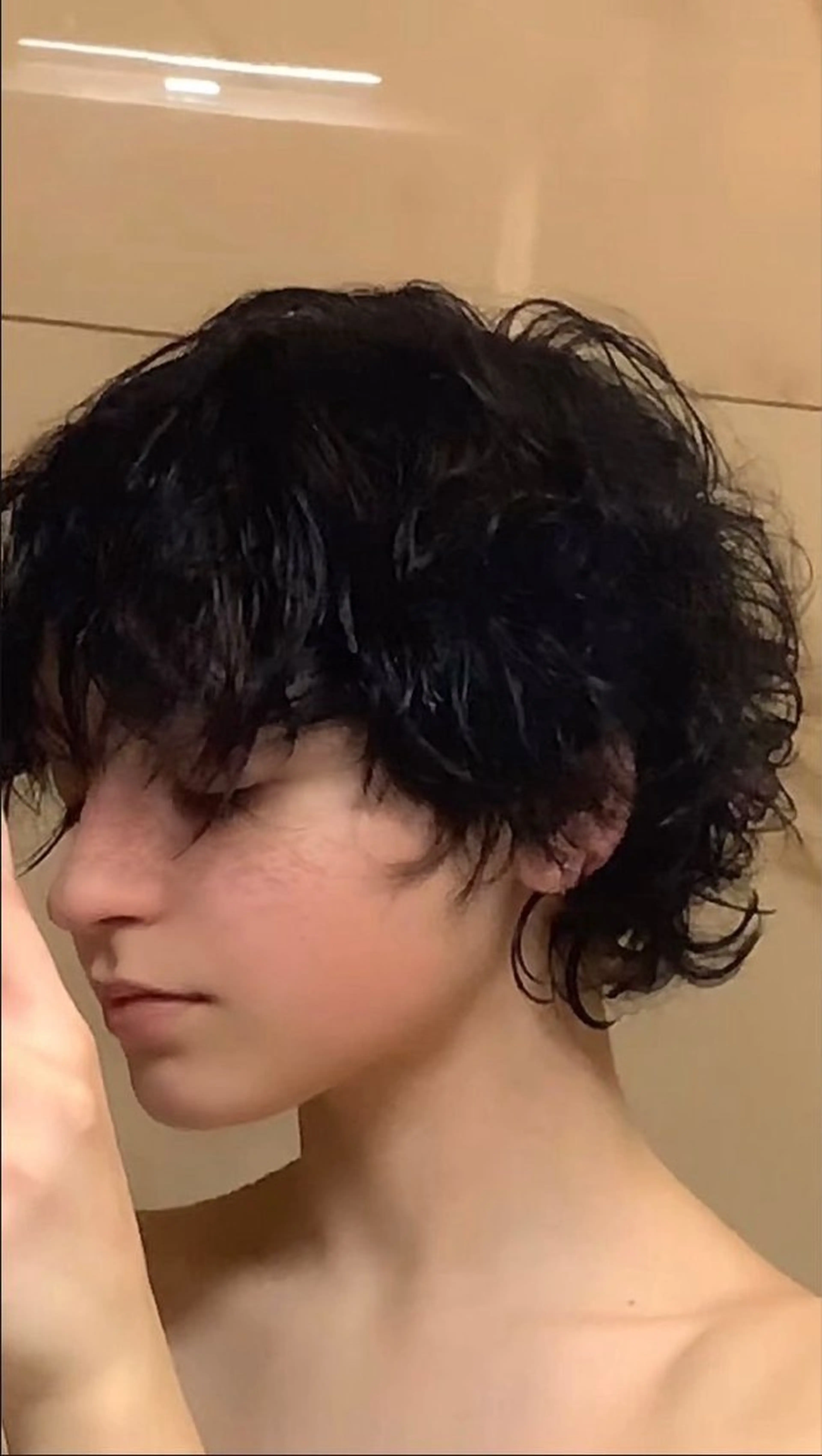 ショート パーマ メンズ カット 吉田一輝 外国人パーマのヘアスタイル