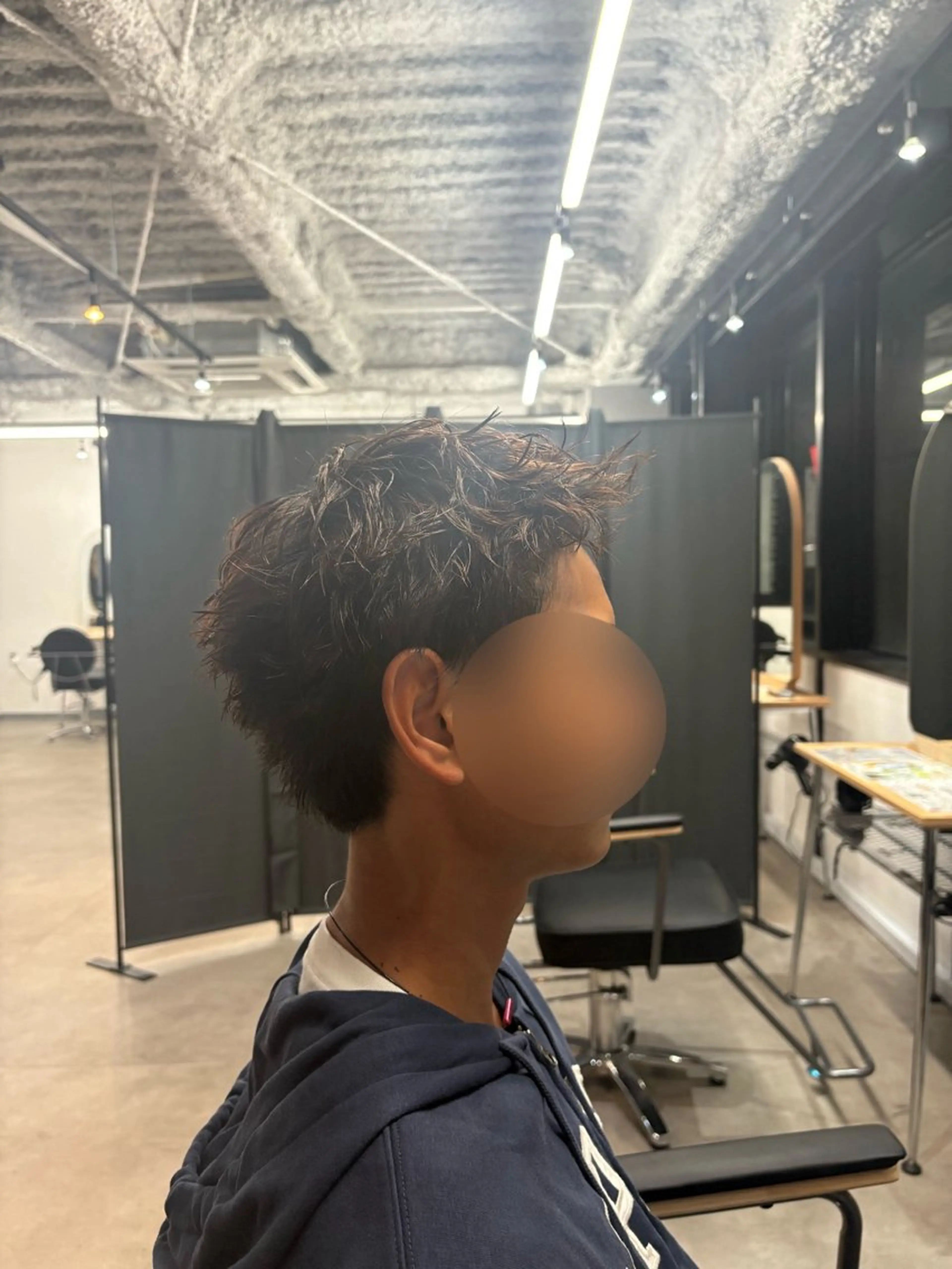 men'scut シャンプー無し（眉カット）の写真