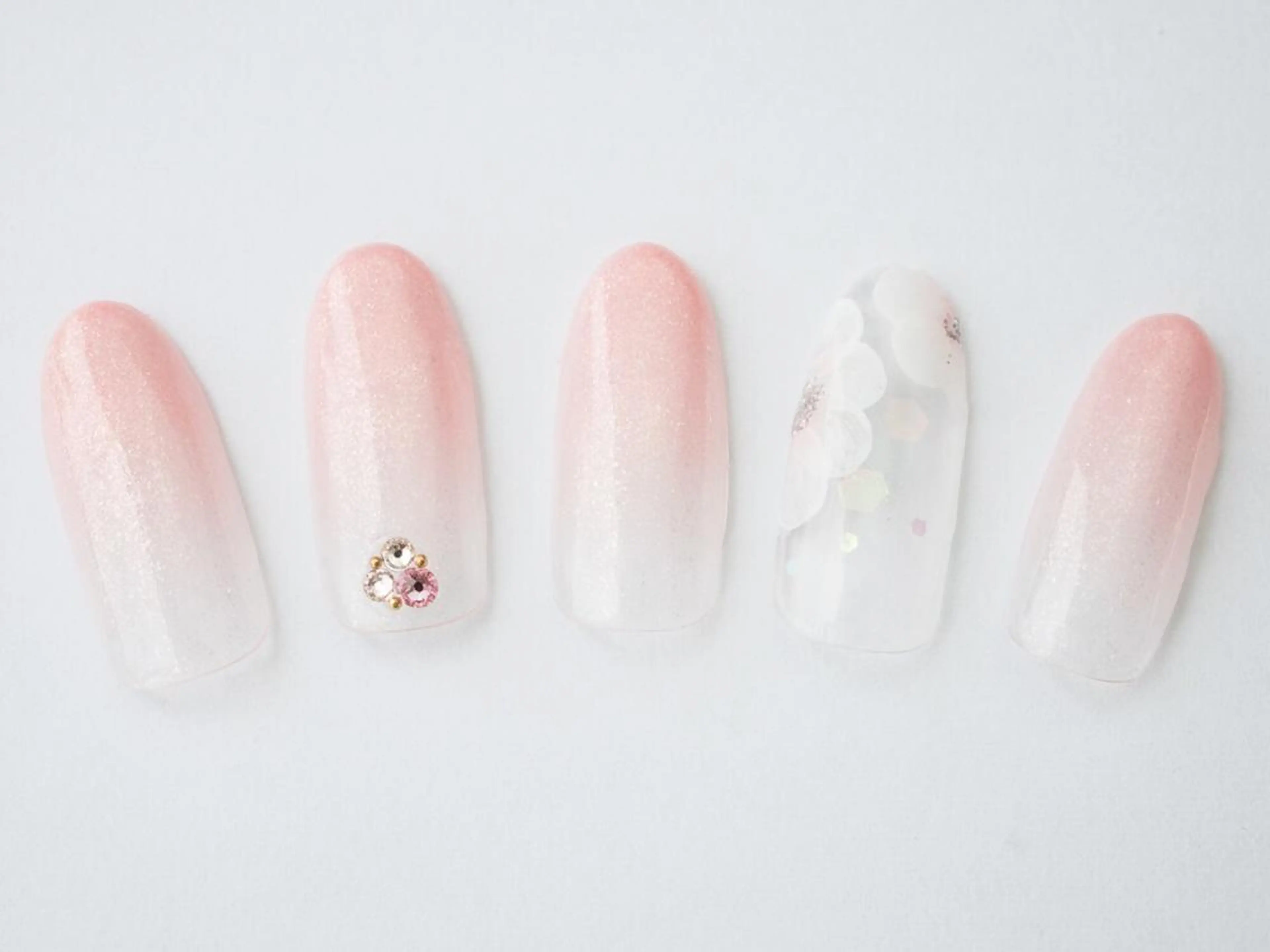 ネイル 酒井 美由紀のネイルデザイン