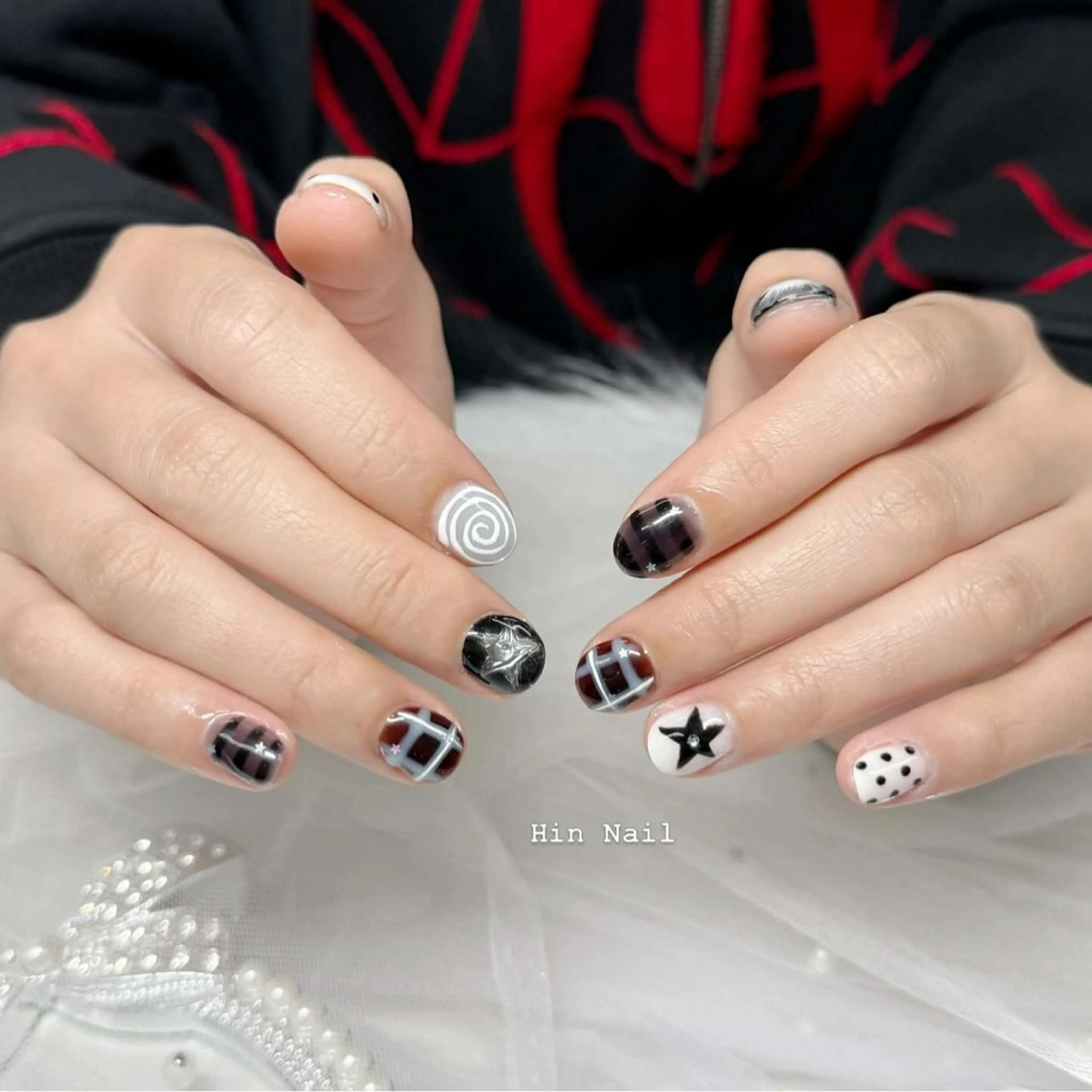 ネイル ハンドネイル HIN NAILのネイルデザイン