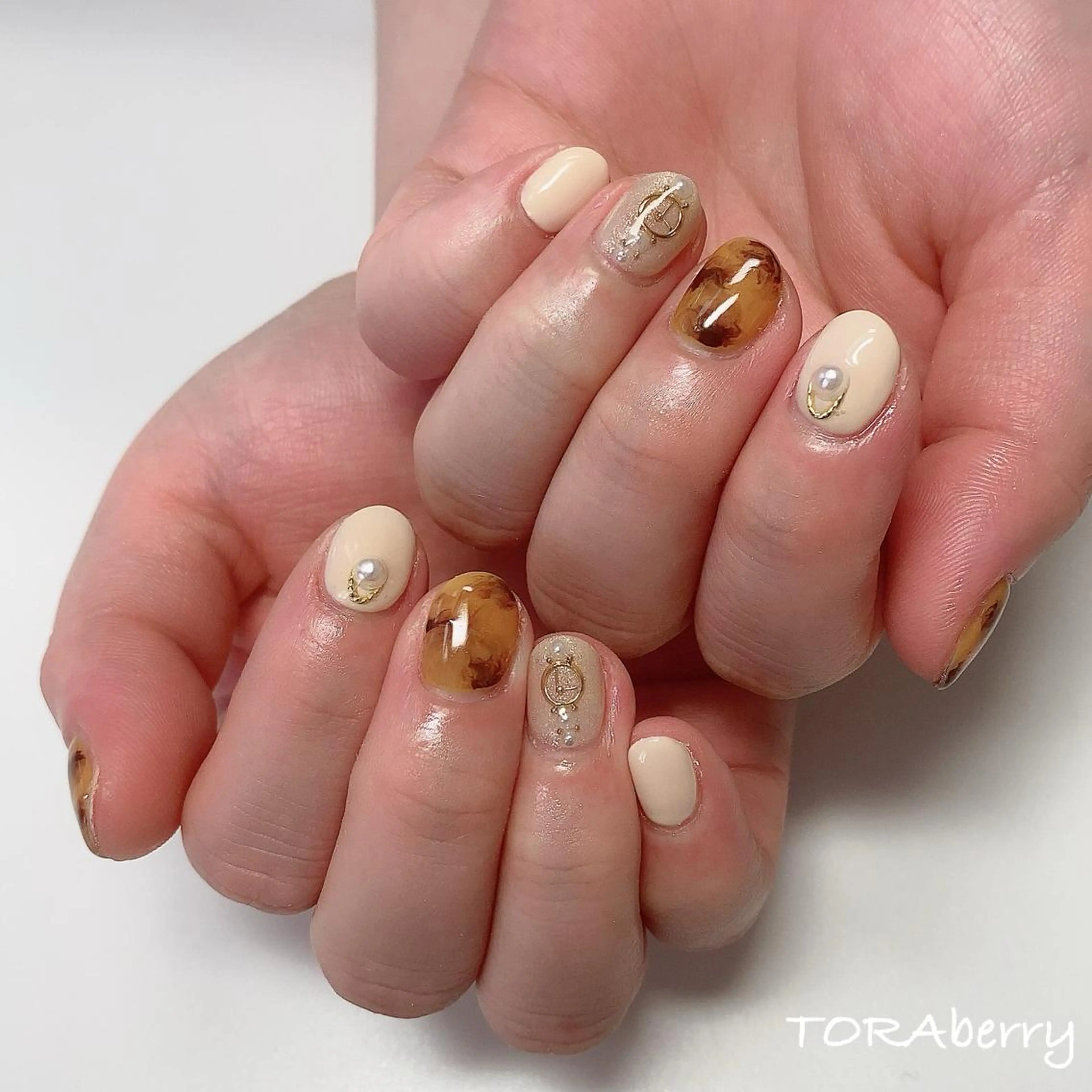 ネイル ネイリスト なつみのネイルデザイン