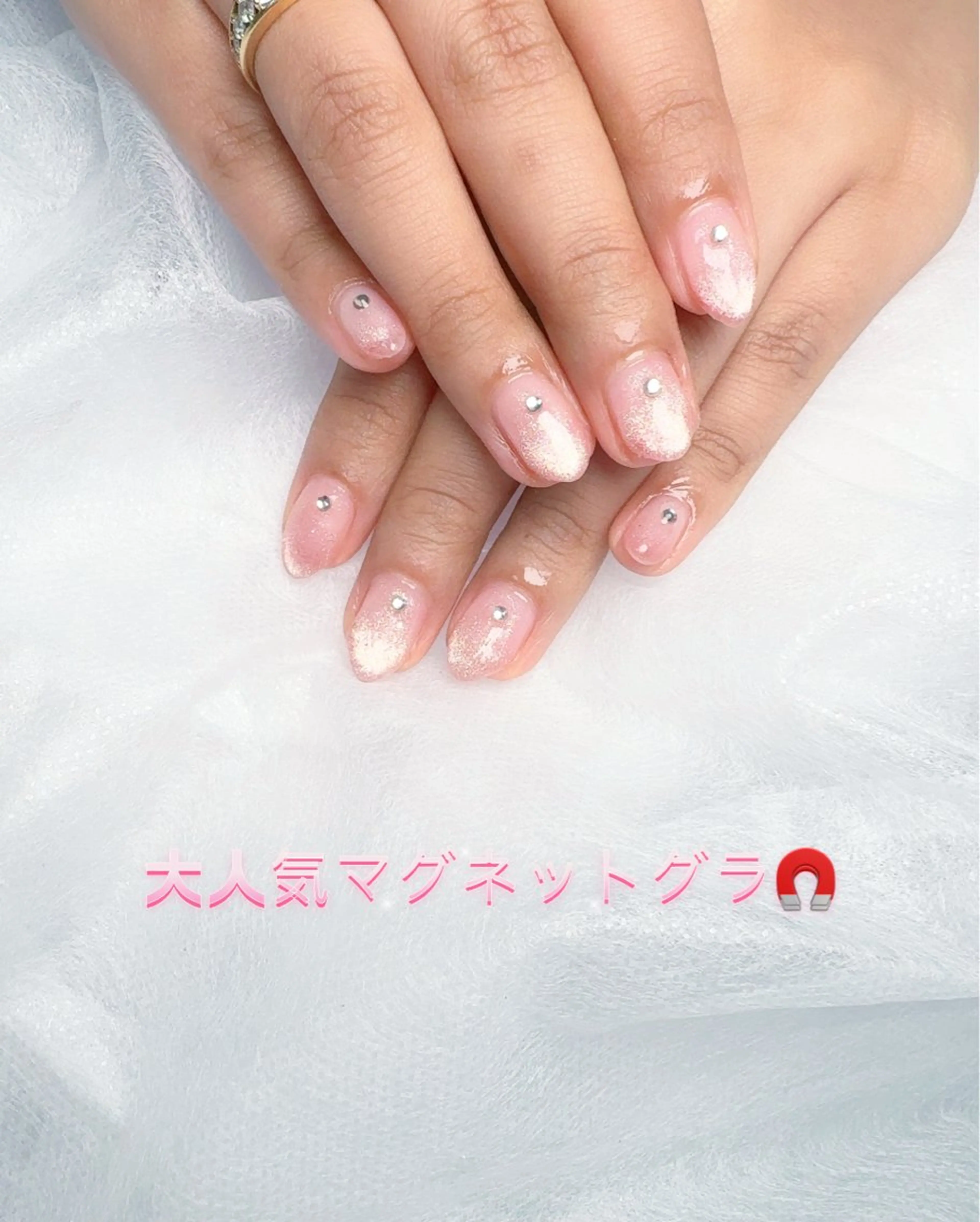 ネイル pink ladyサロン所属・べ にのネイルデザイン