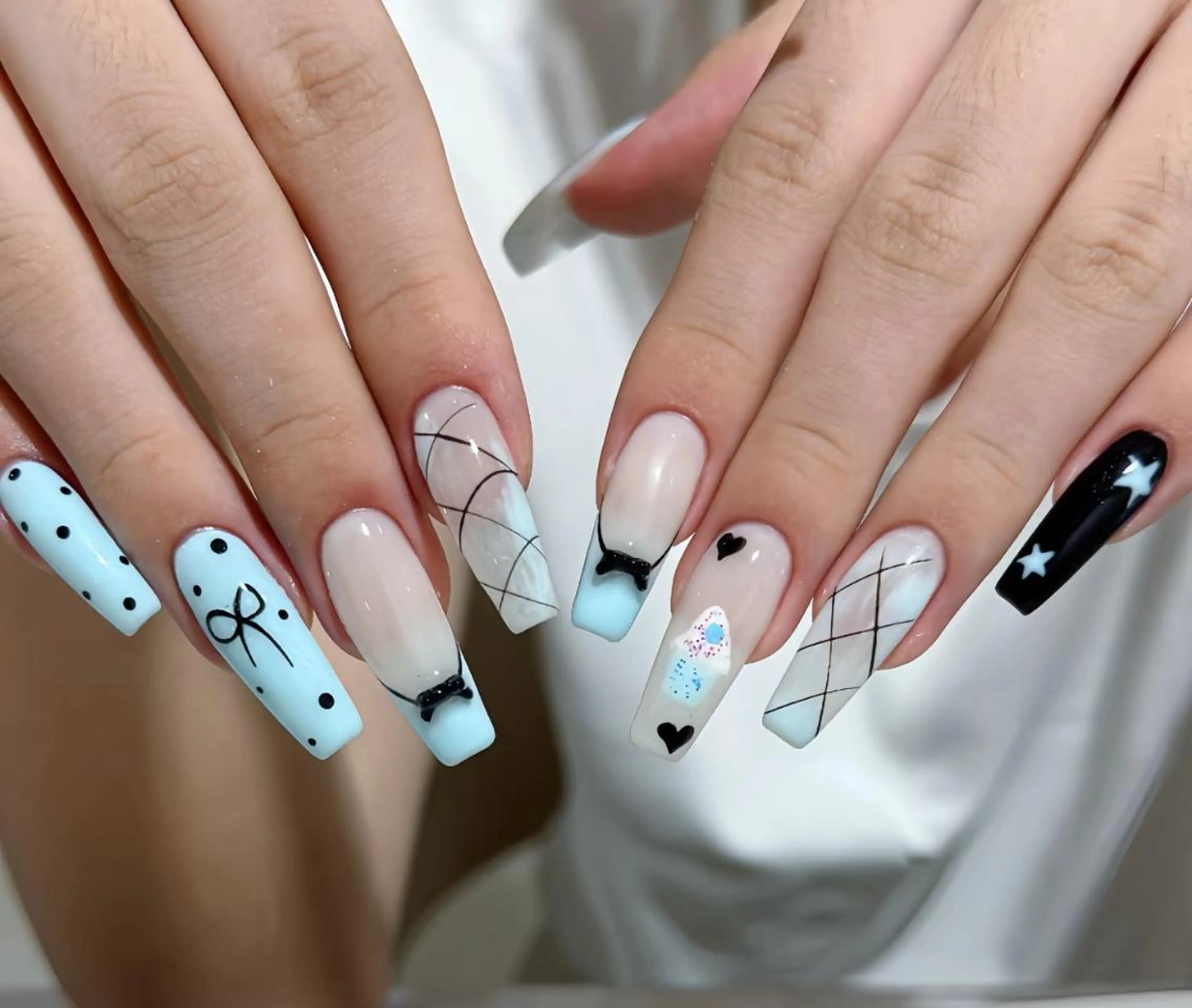 ネイル ハンドネイル ハンドケア 🍑 momo_nailのネイルデザイン