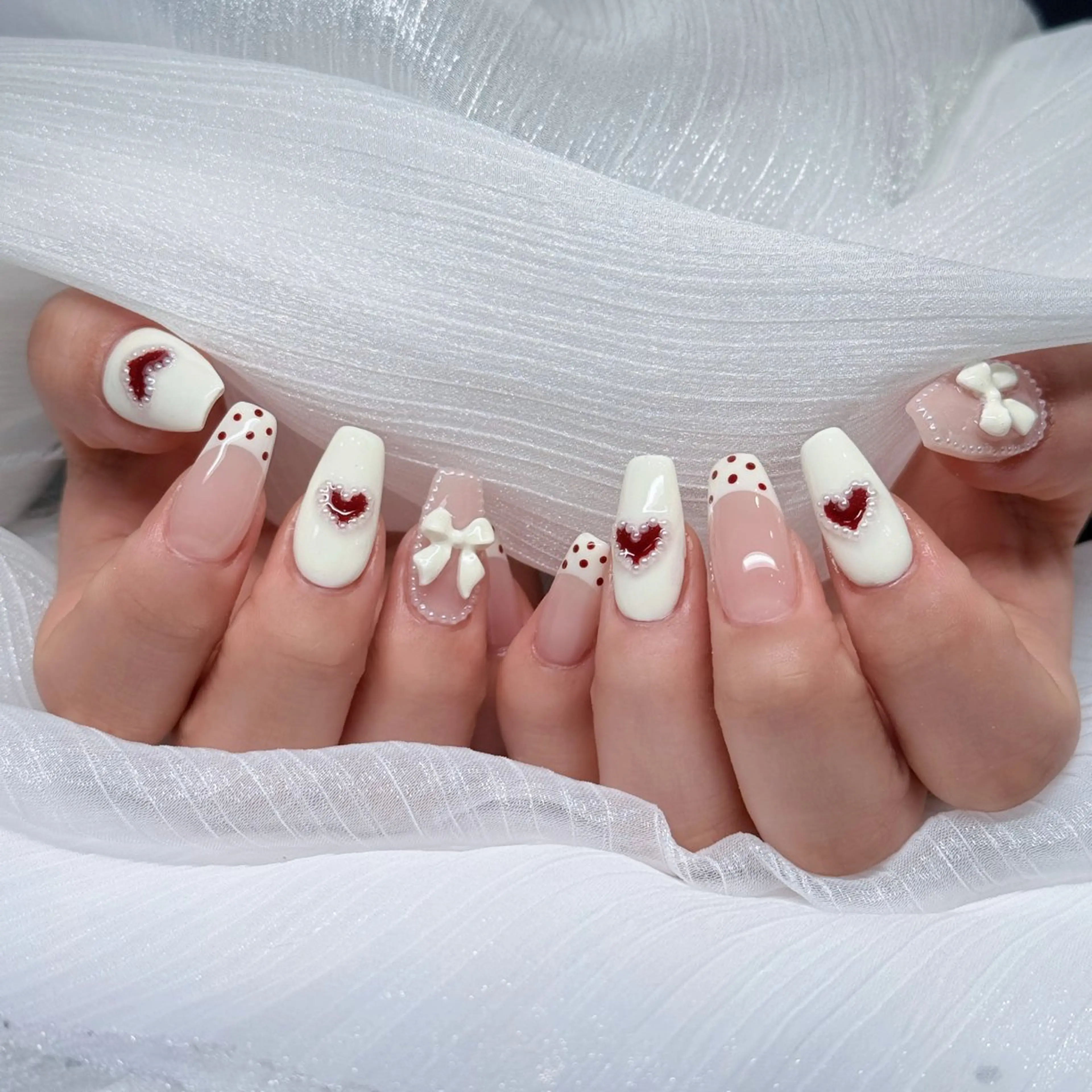 ネイル オーロラネイル ブルー チークネイル フットネイル フレンチネイル ハンドネイル JAN 168 池袋のネイルデザイン