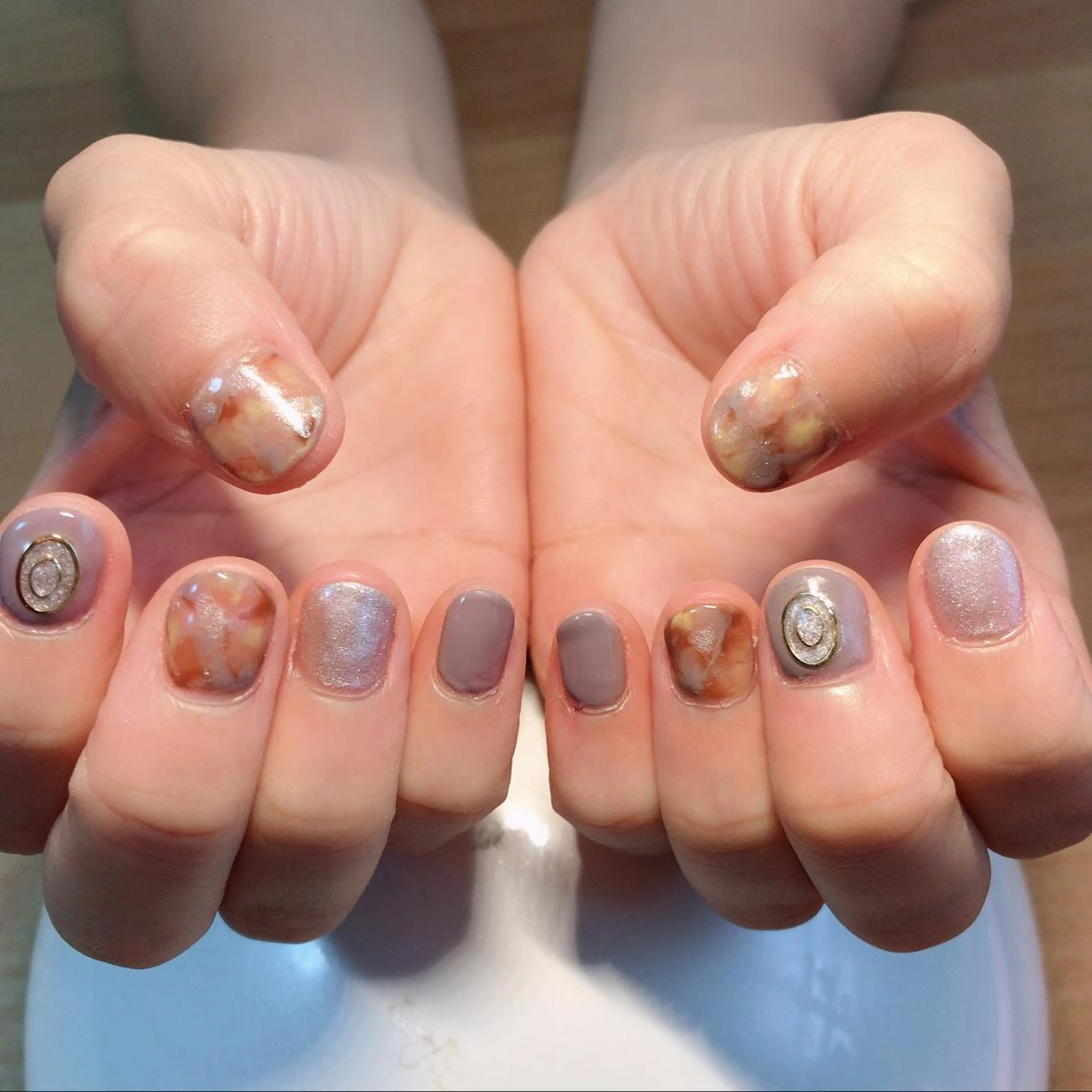 ネイル SUN&MOON REOのネイルデザイン