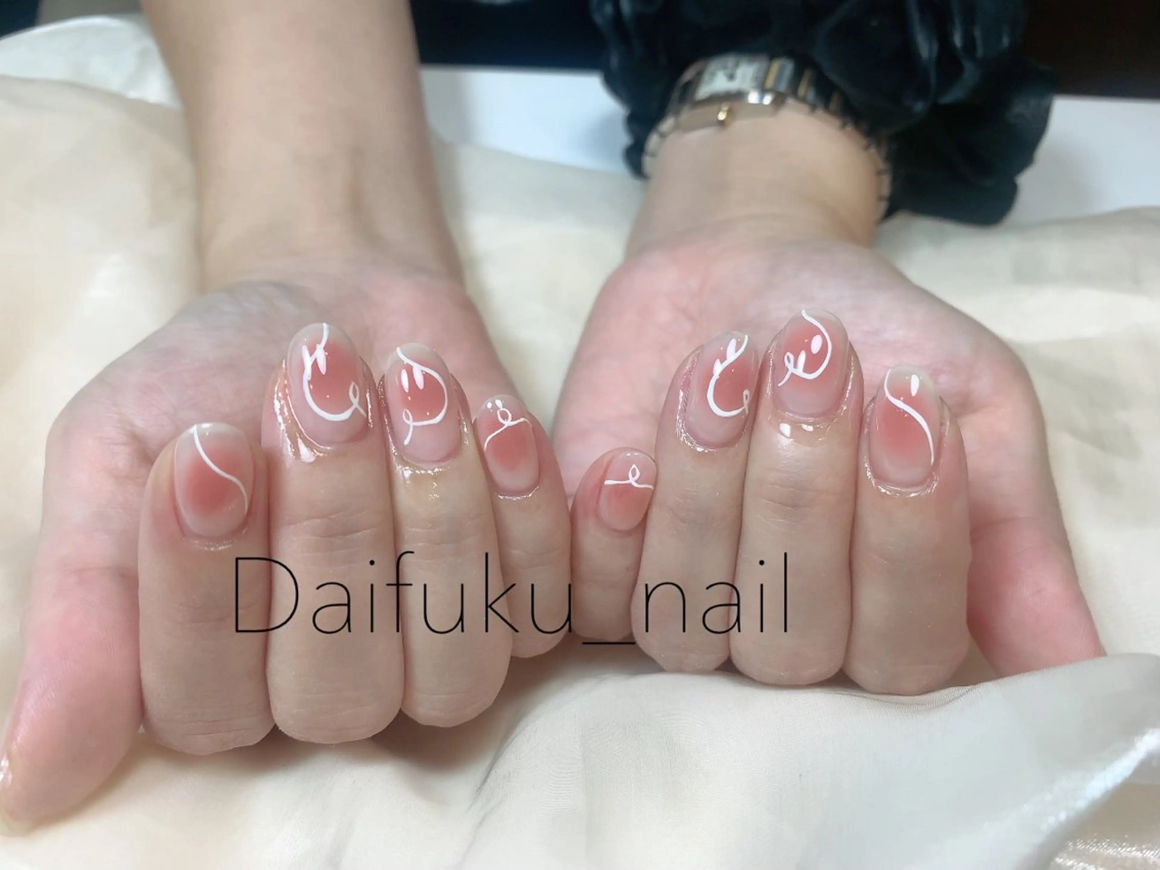 ミディアム ハンドネイル Daifuku nailsのネイルデザイン