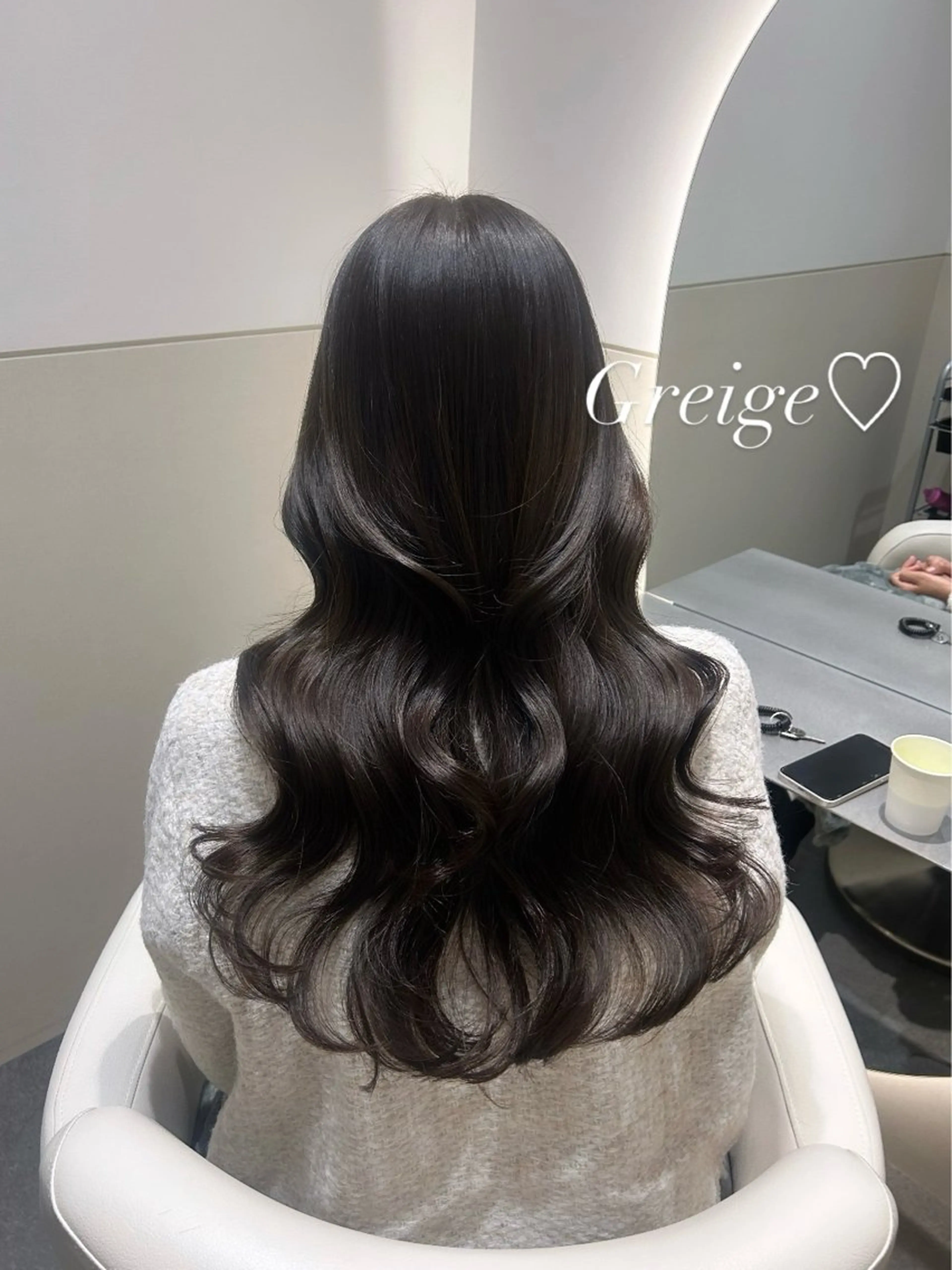 セミロング カラー ヘアアレンジ 🩷韓国ヘア/ヨシン モリ🩷Maikaのヘアスタイル