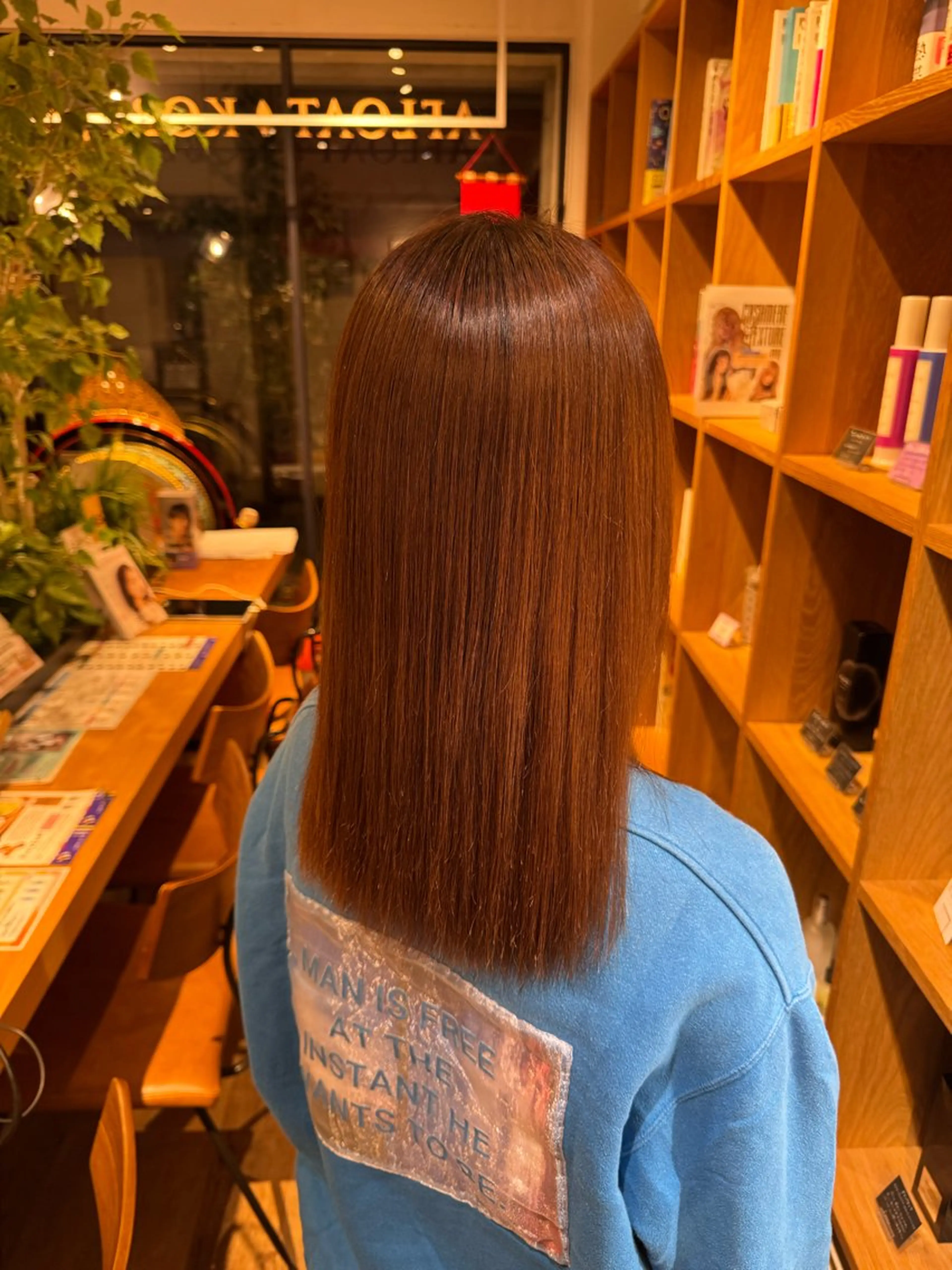 セミロング カット 縮毛矯正 トリートメント 美髪/髪質改善 川口凌弥のヘアスタイル