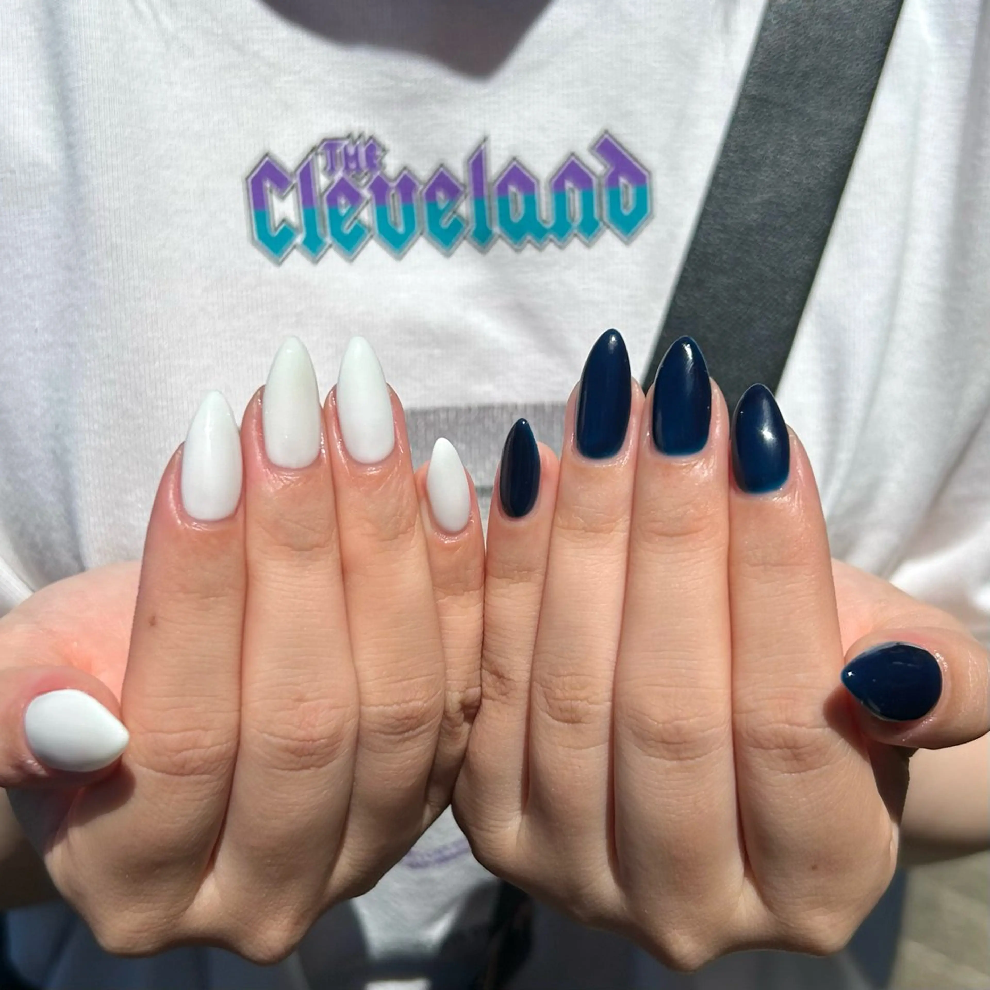 ネイル ホワイト ハンドネイル lcoco nailのネイルデザイン