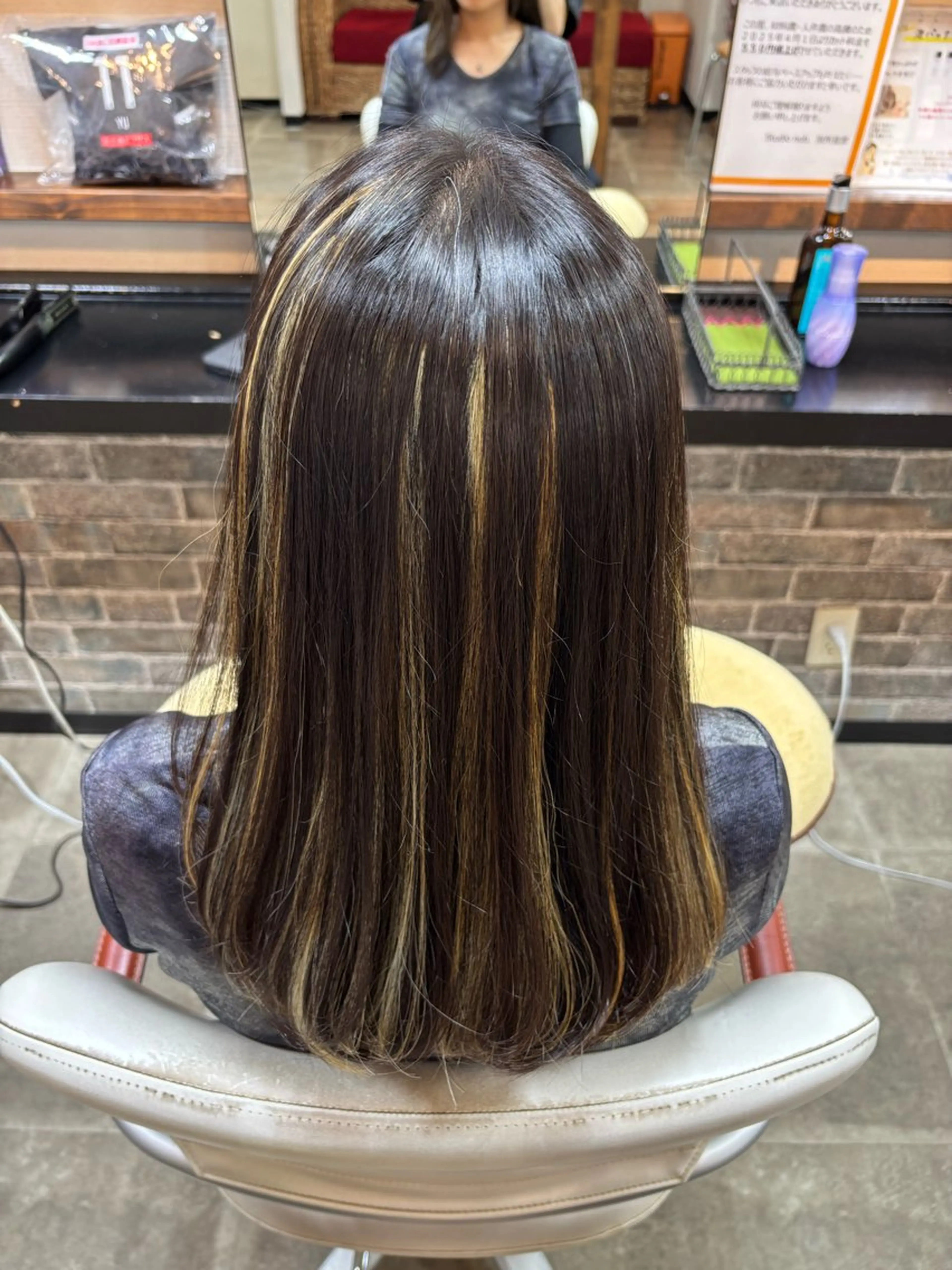 ロング カラー パーマ ヘアアレンジ ブリーチ 髪質改善 縮毛矯正 ヘアカラー イツキ🌕デザインカ ラー🥨髪質改善🫧のヘアスタイル