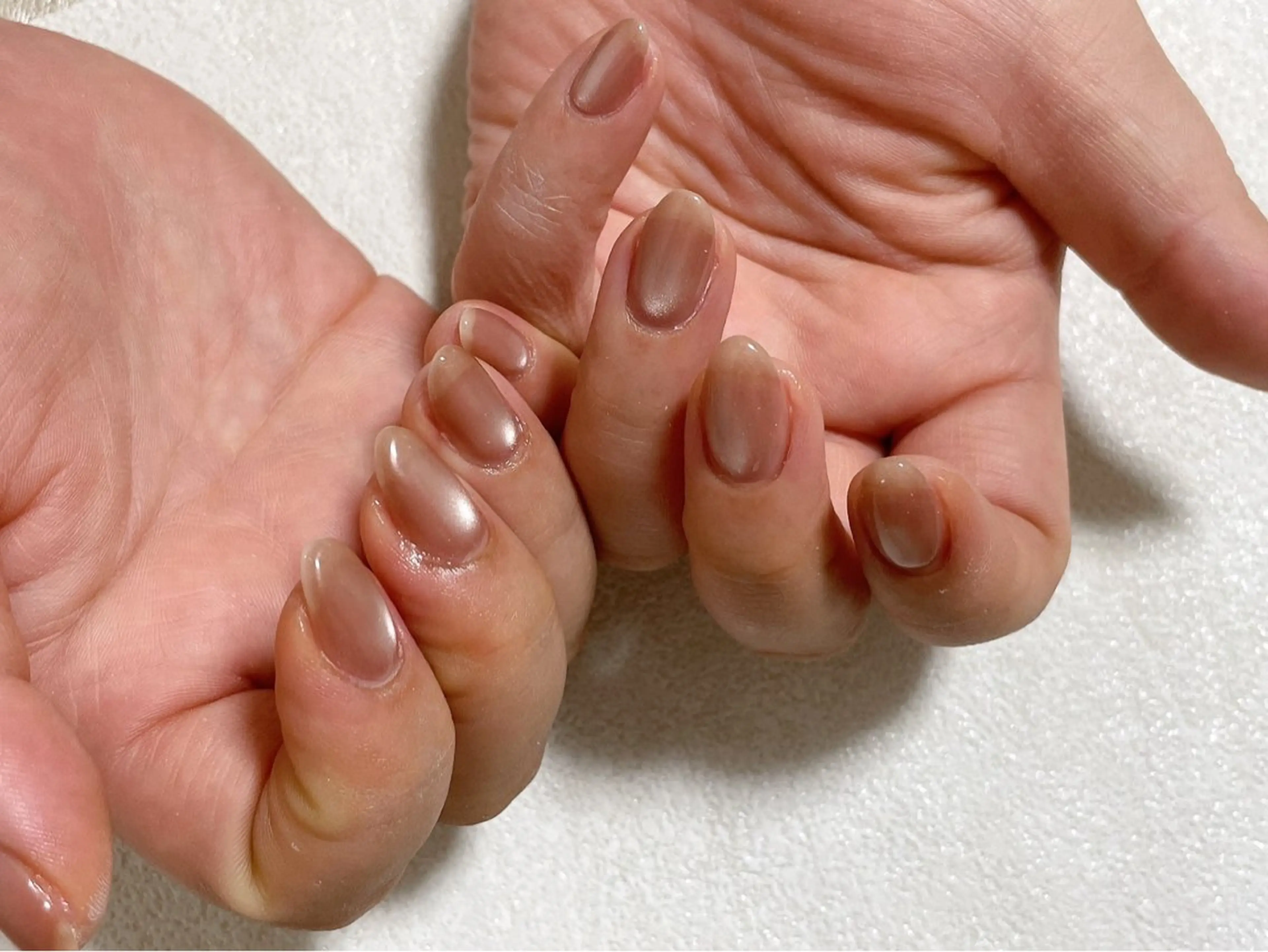 ネイル オーロラネイル フットネイル フレンチネイル ジェルネイル マグネットネイル ハンドネイル mogunail &blowのネイルデザイン