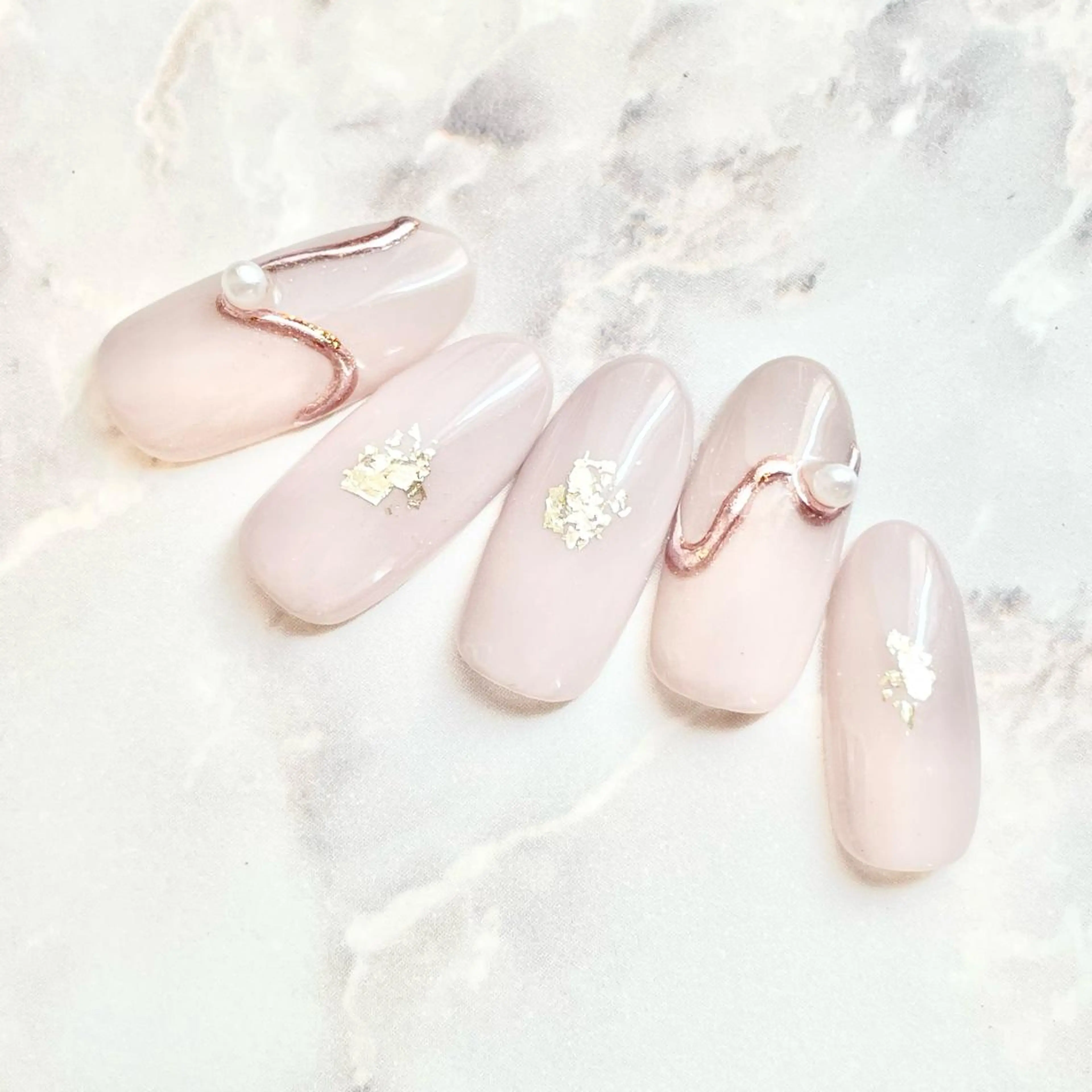 ネイル アートネイル ミラーネイル ピンク シンプルネイル ハンドネイル ハンドケア atelier yu's nailのネイルデザイン