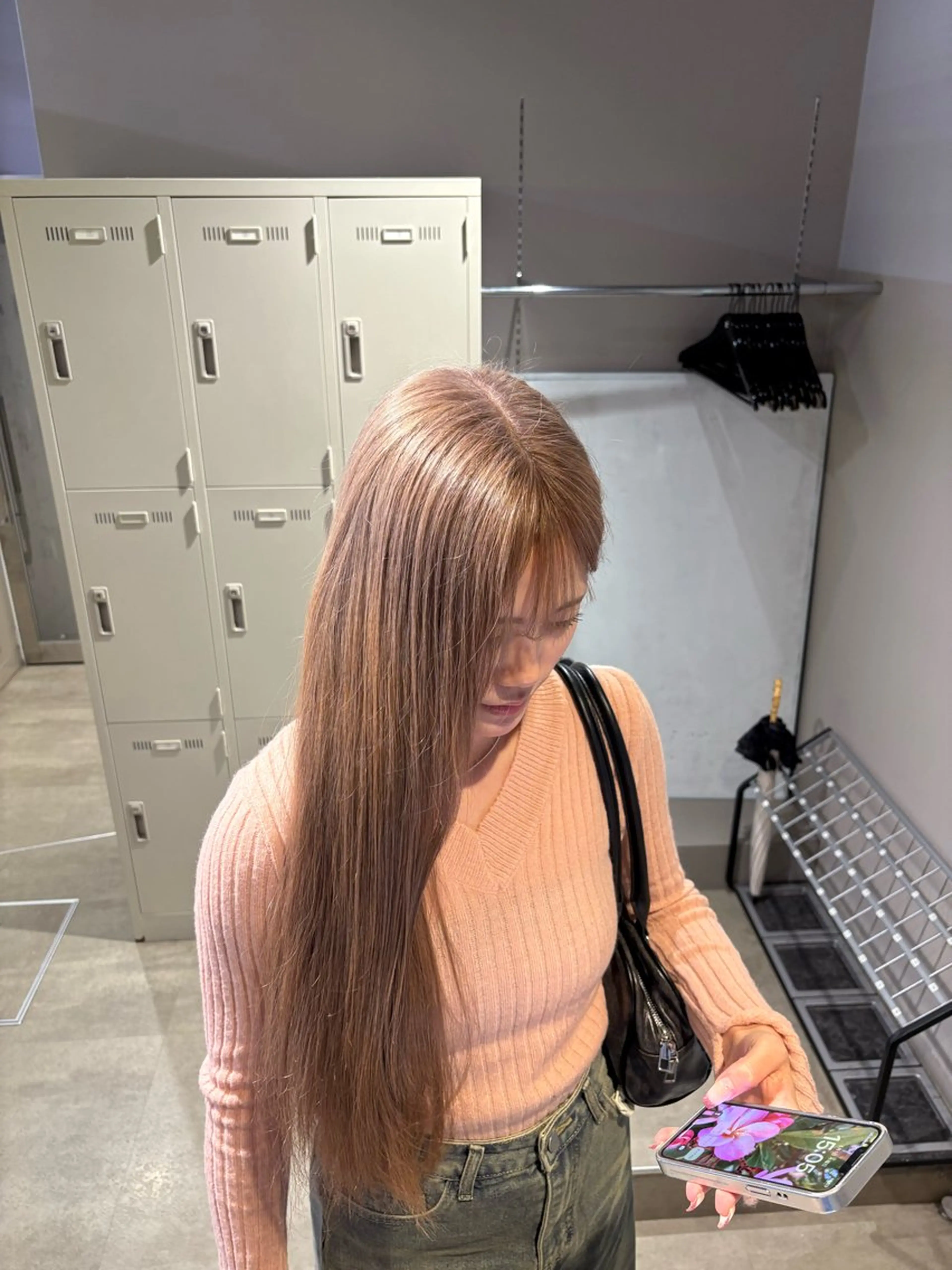 カラー ヘアカラー トリートメント 透明感ベージュ🤎 ナチュラルレイヤーのヘアスタイル