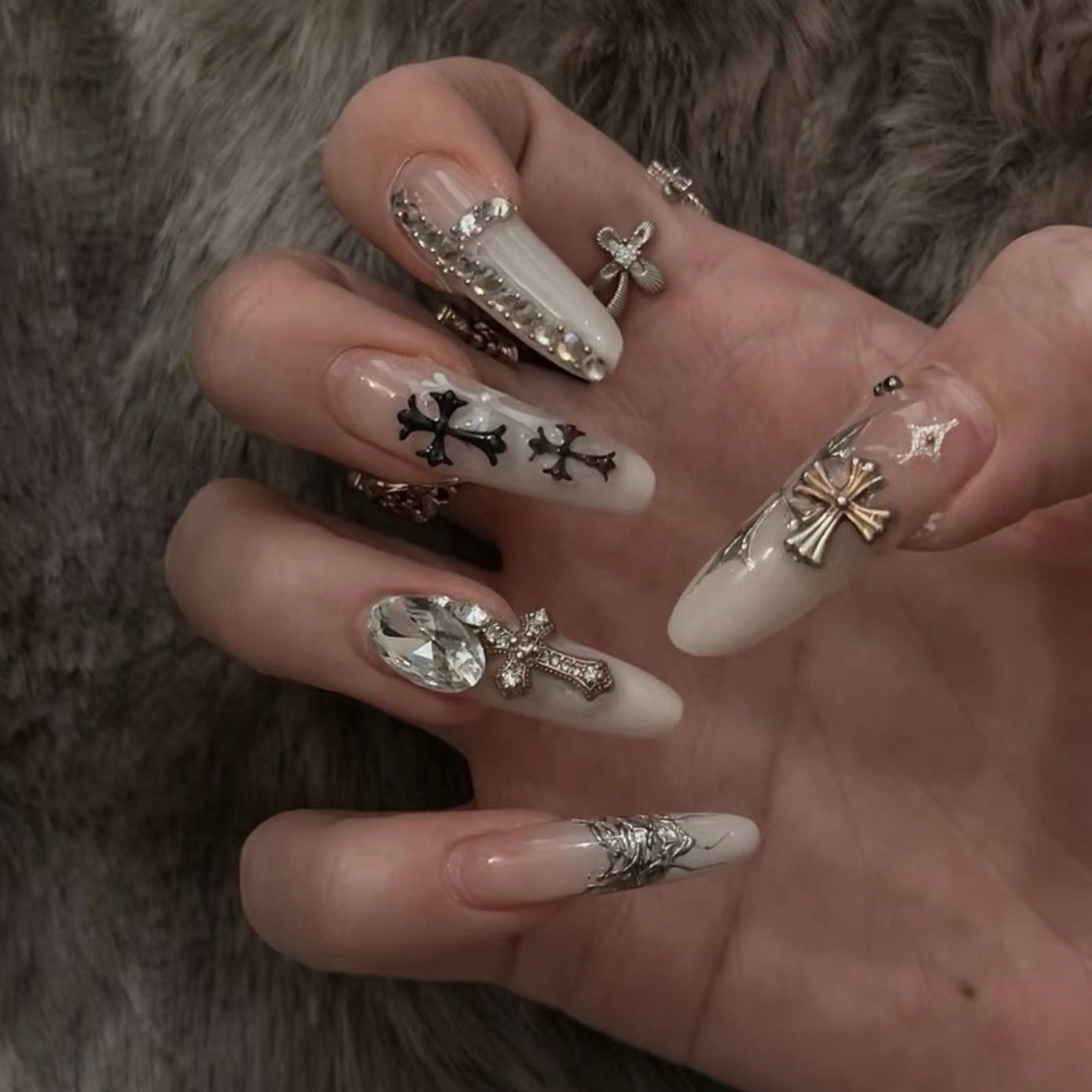 ネイル Mika Nails 心斎橋のネイルデザイン