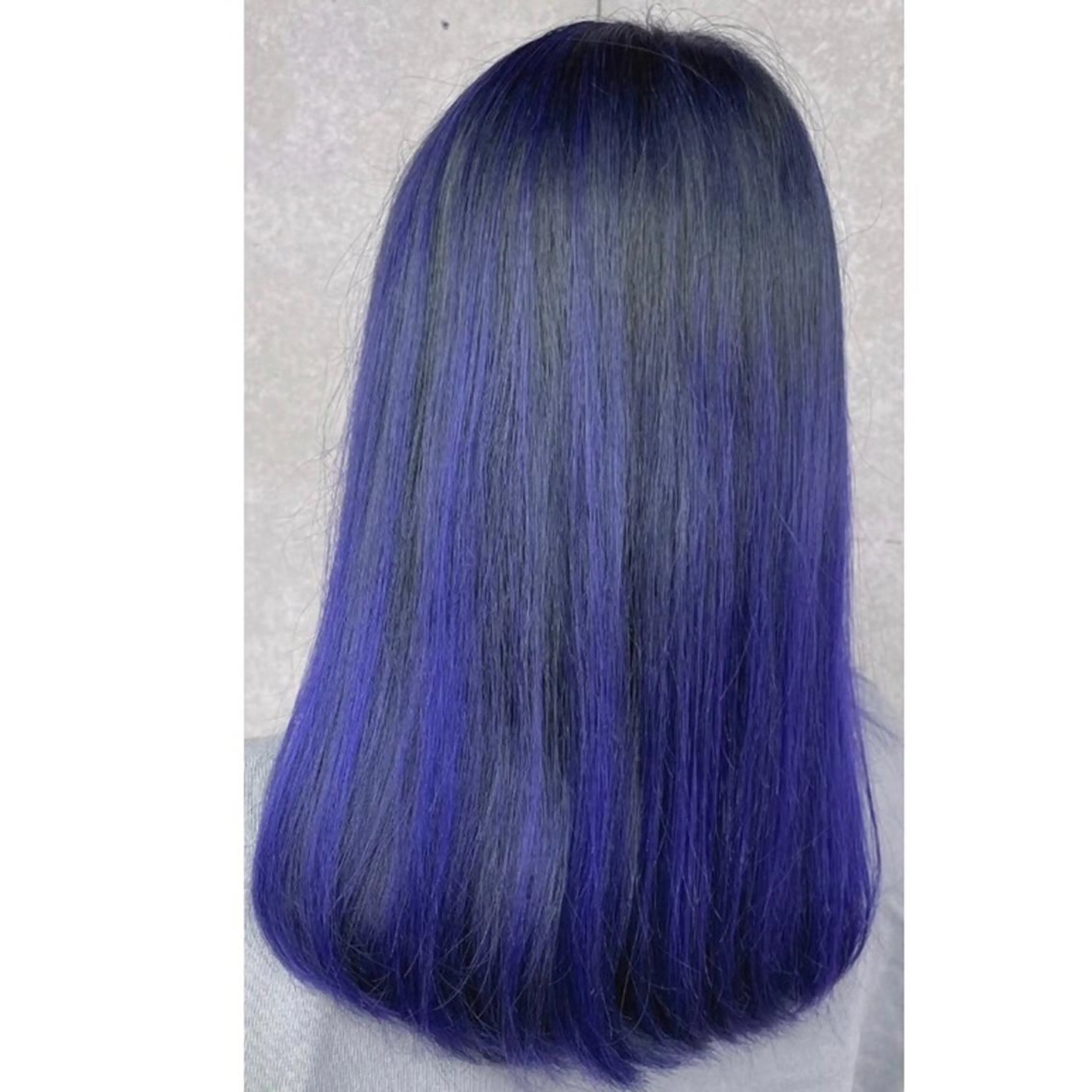 カラー 渡辺 悠太のヘアスタイル