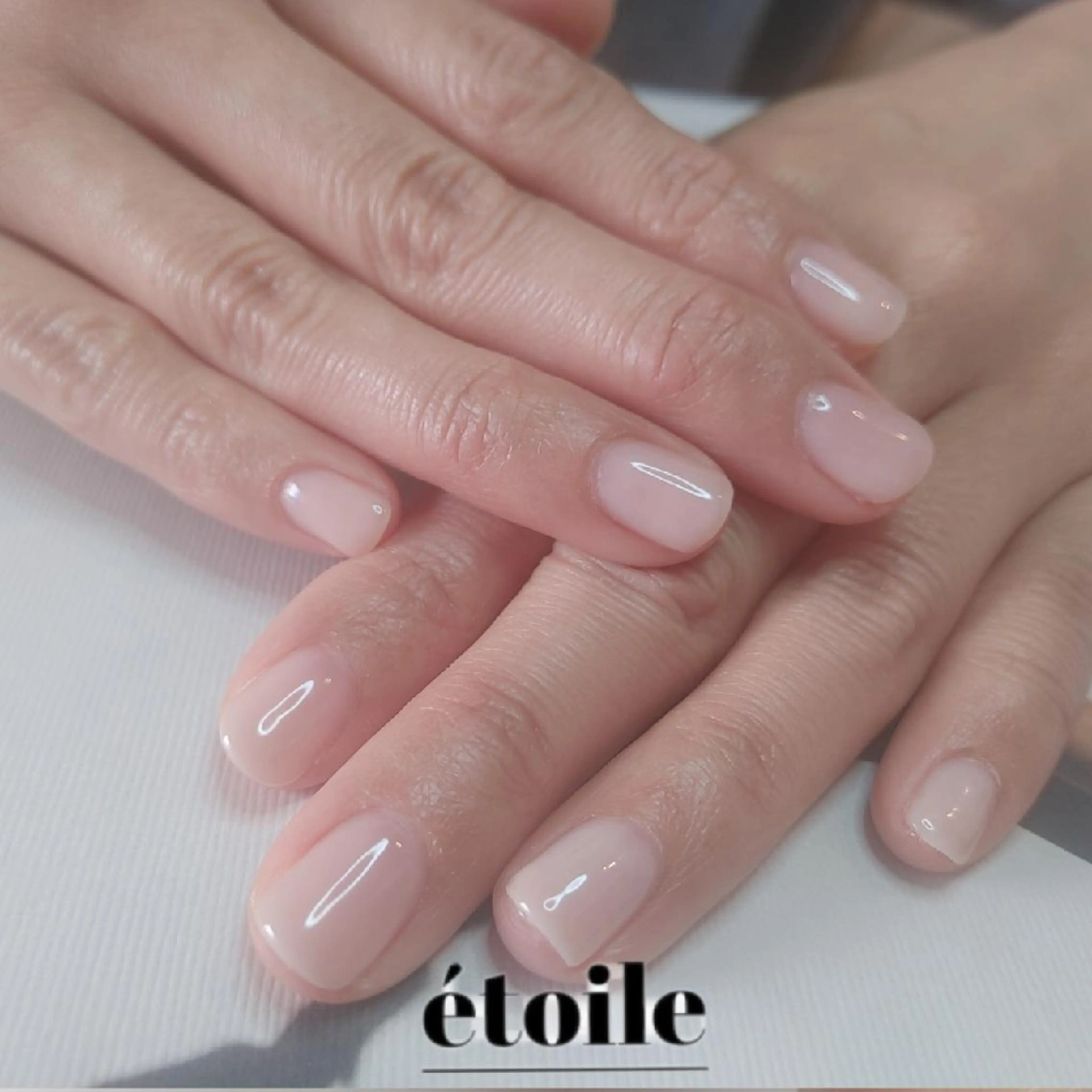 ネイル シンプルネイル ハンドネイル ハンドケア étoile(エトワール)所属・山田 可愛のネイルデザイン