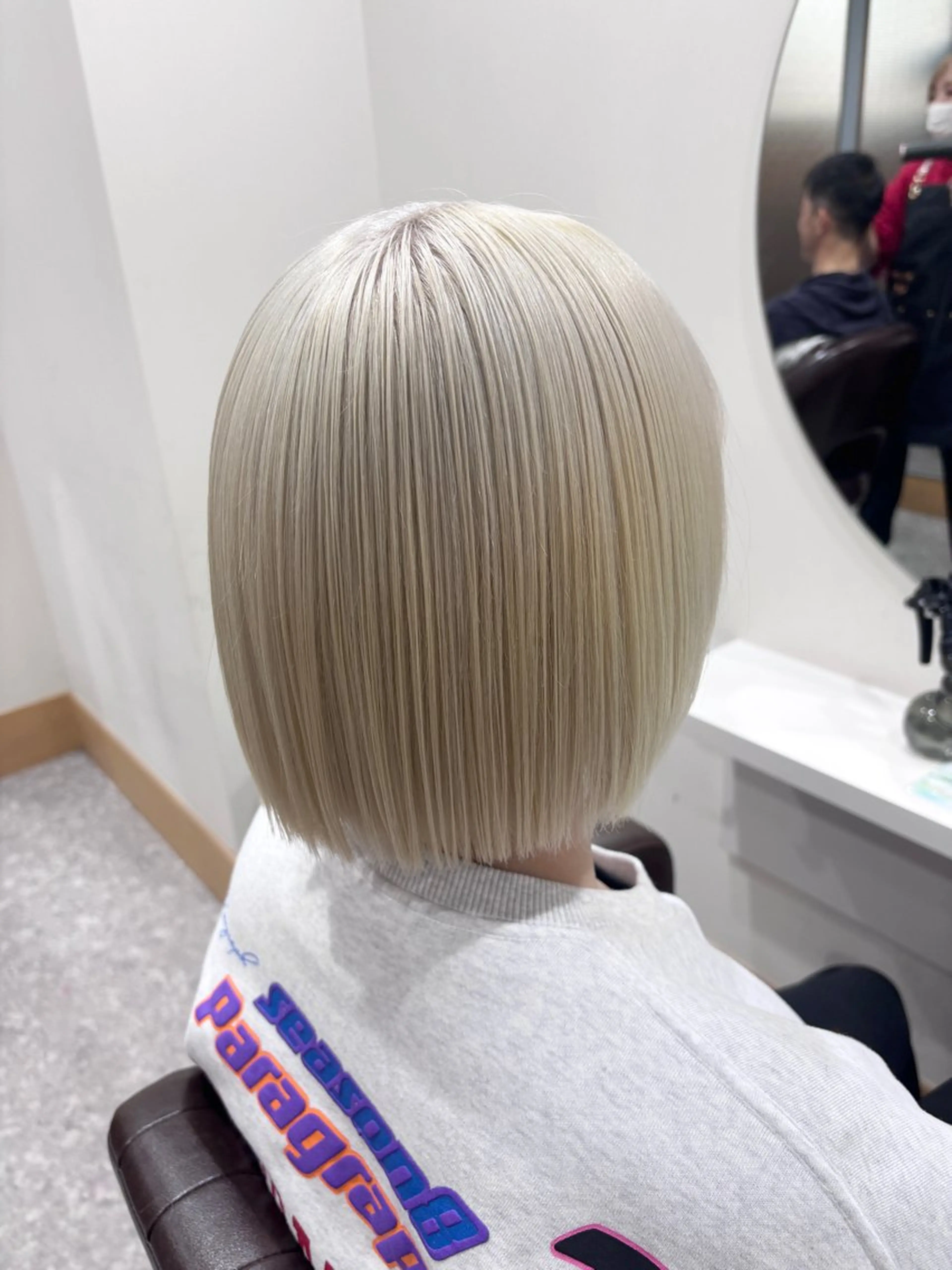 ミディアム カラー ヘアカラー トリートメント ヘッドスパ ハイトーン/ブリーチ 🦋デザイン森山陽向のヘアスタイル