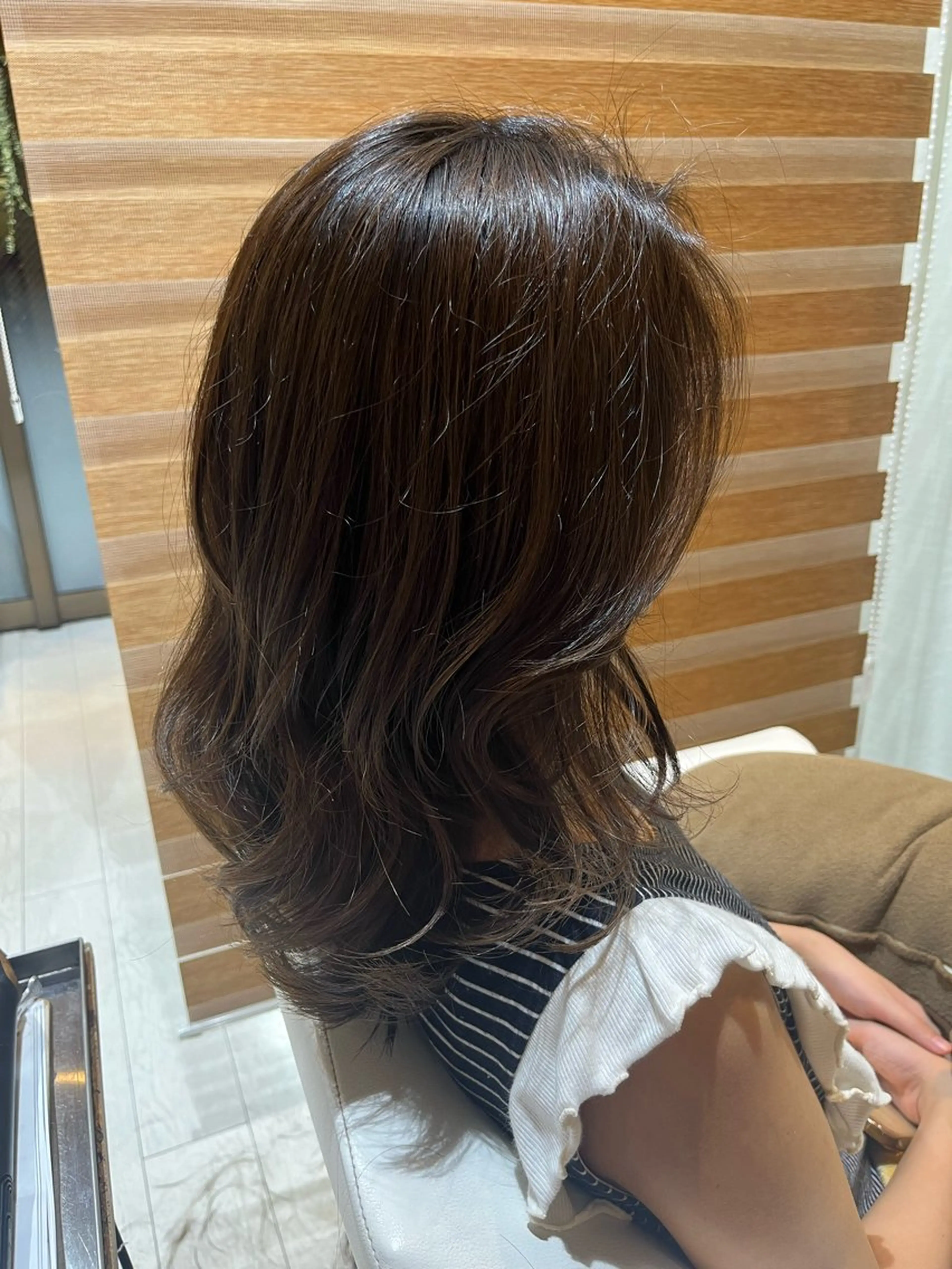 ロング レイヤーカット 須藤 百合香のヘアスタイル