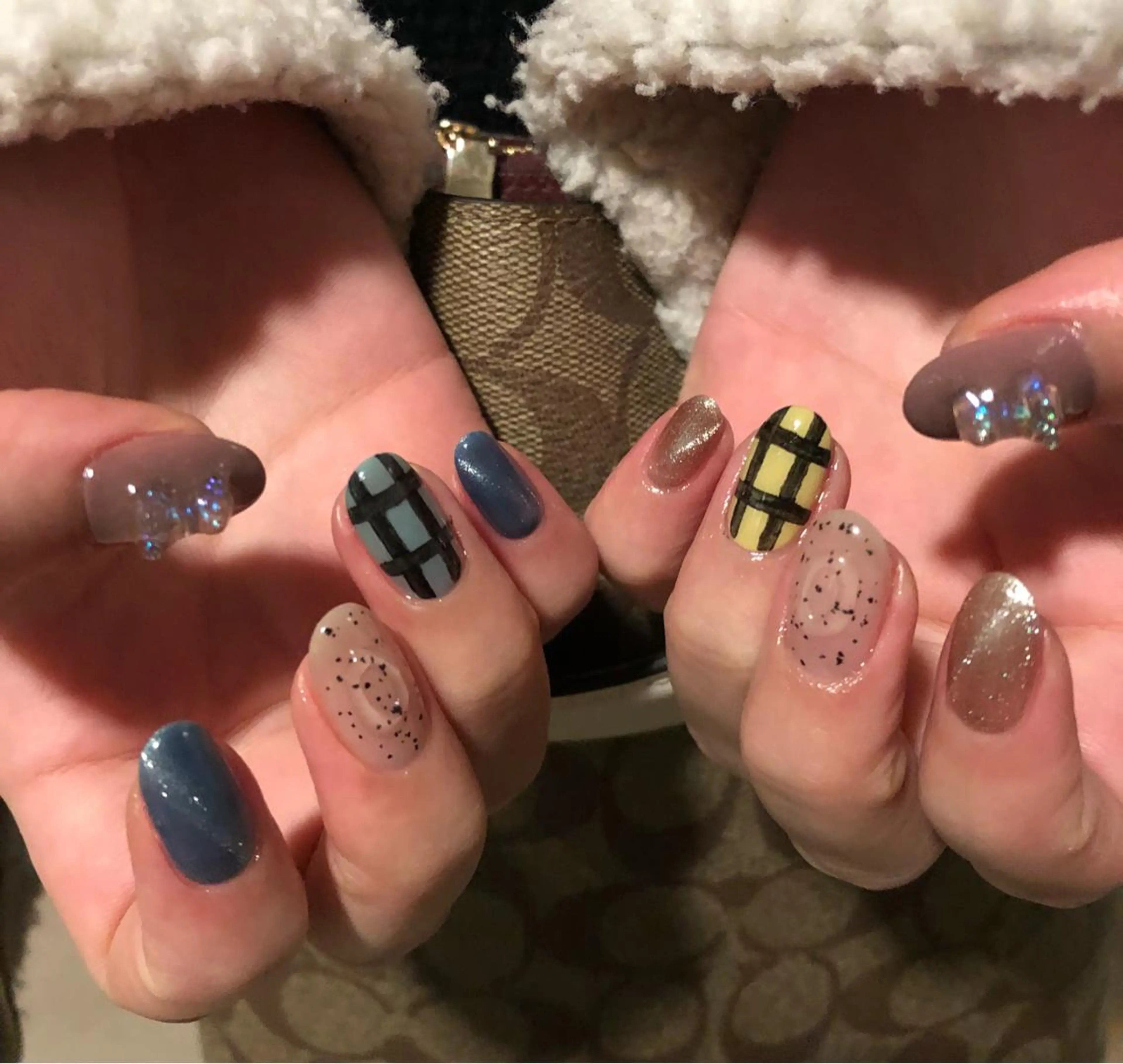 ネイル パラあり！フィルイン 美フォルムのネイルデザイン