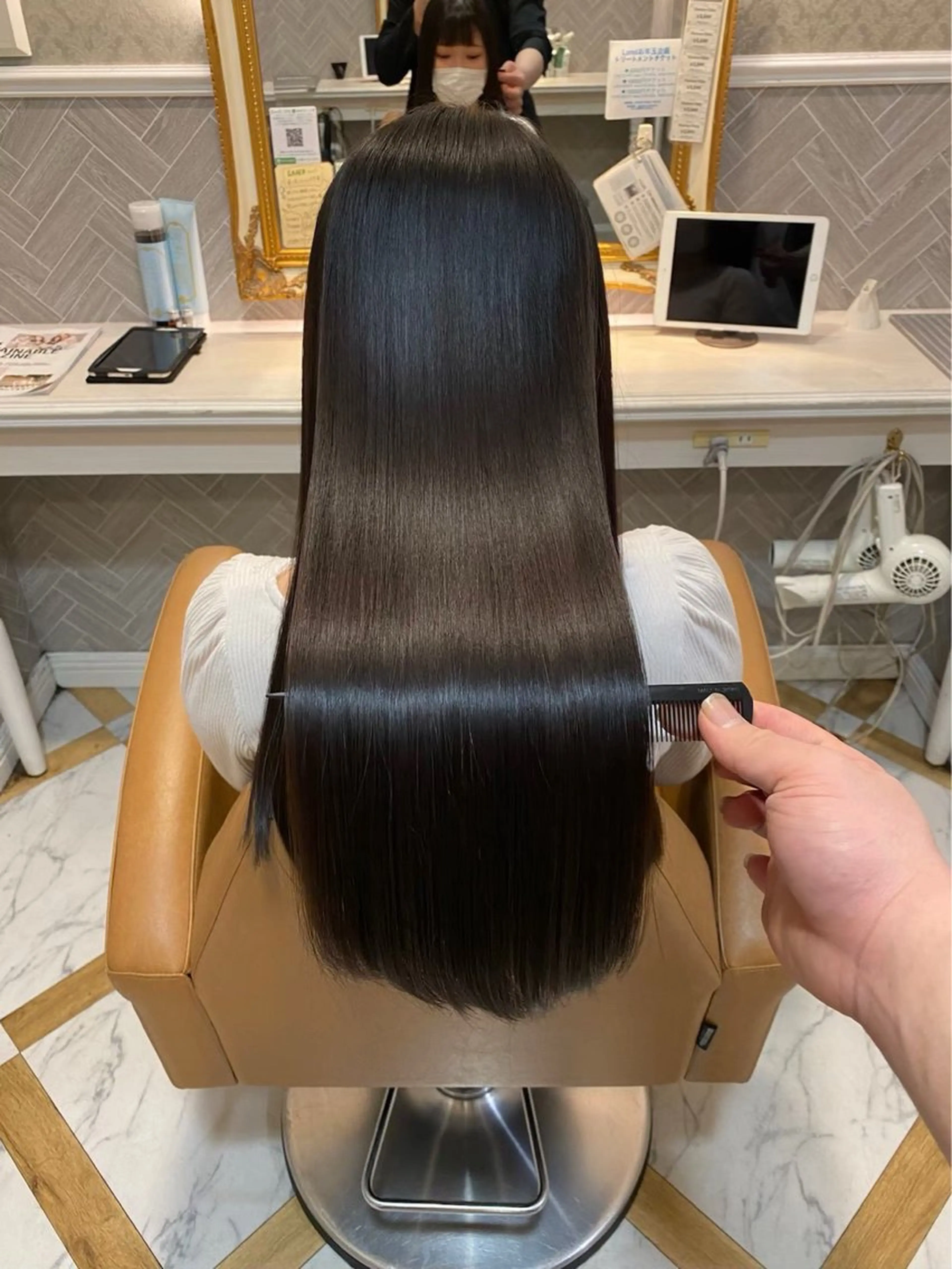ロング 縮毛矯正 岡野 幸輝のヘアスタイル