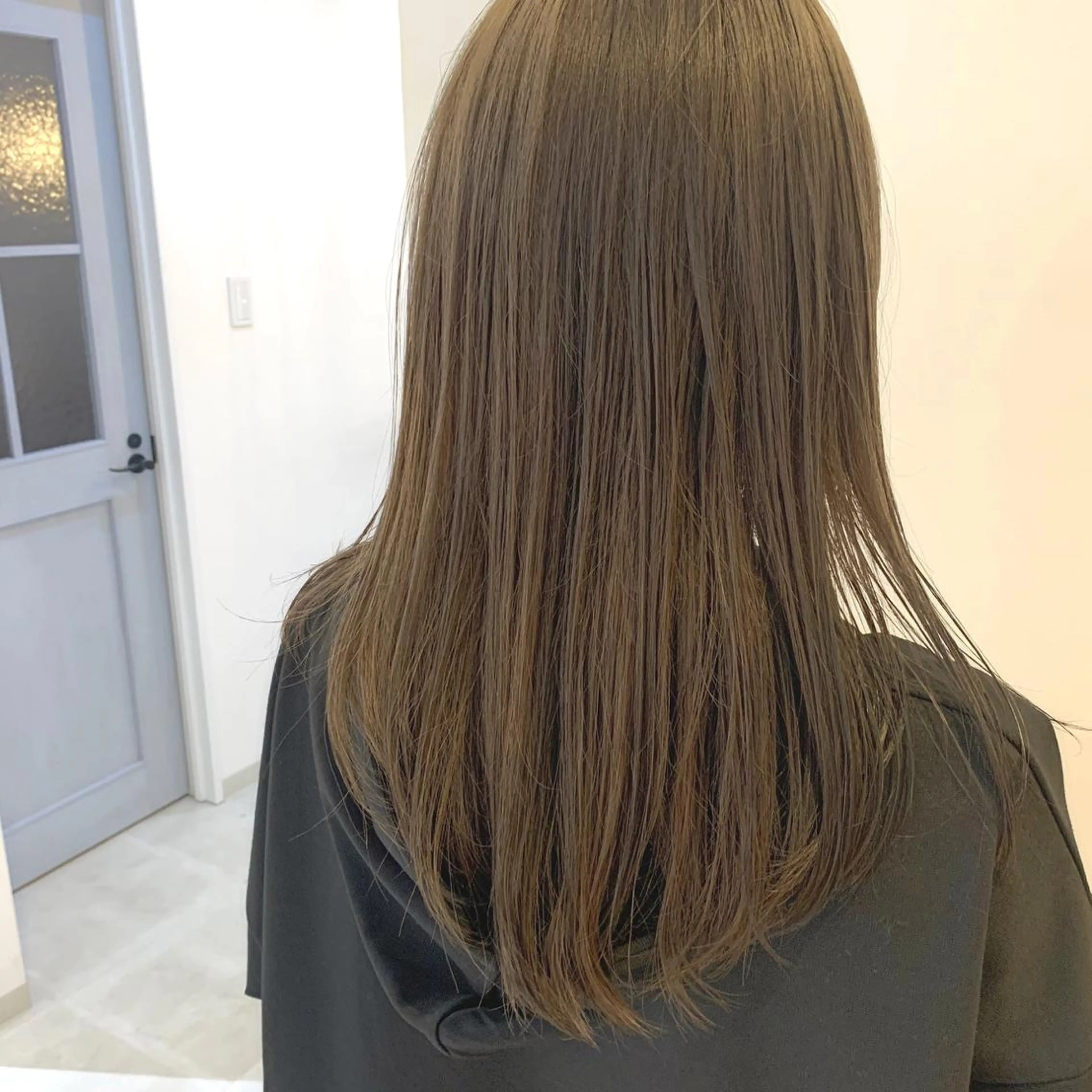 セミロング cher. 新井瑞希のヘアスタイル