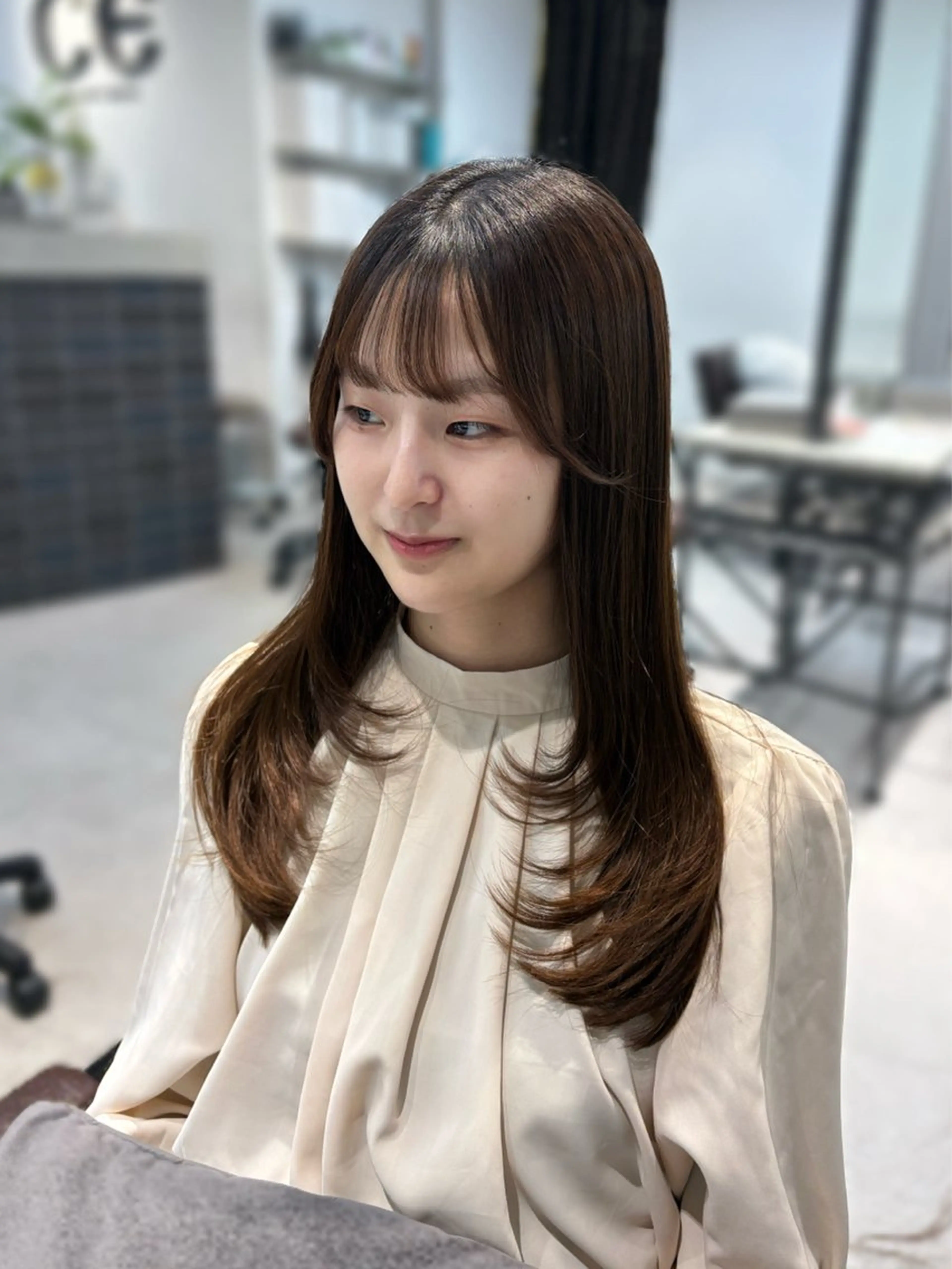 ロング カット ninaアイドル前髪 ×透明感🎀のヘアスタイル