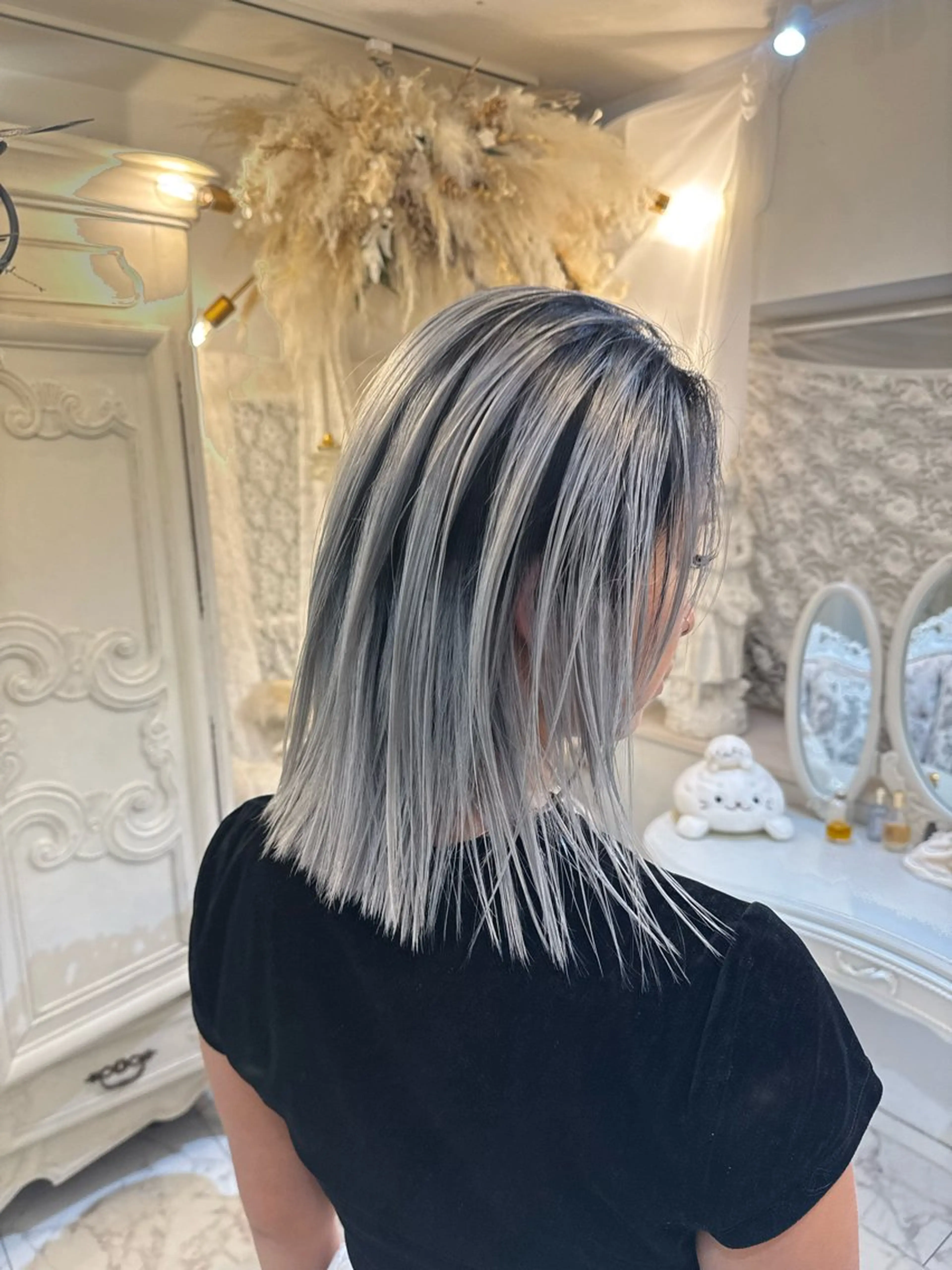 セミロング レイヤーカット カット ヘアカラー トリートメント 安藤悠里/ハイトーン /デザインカラーのヘアスタイル