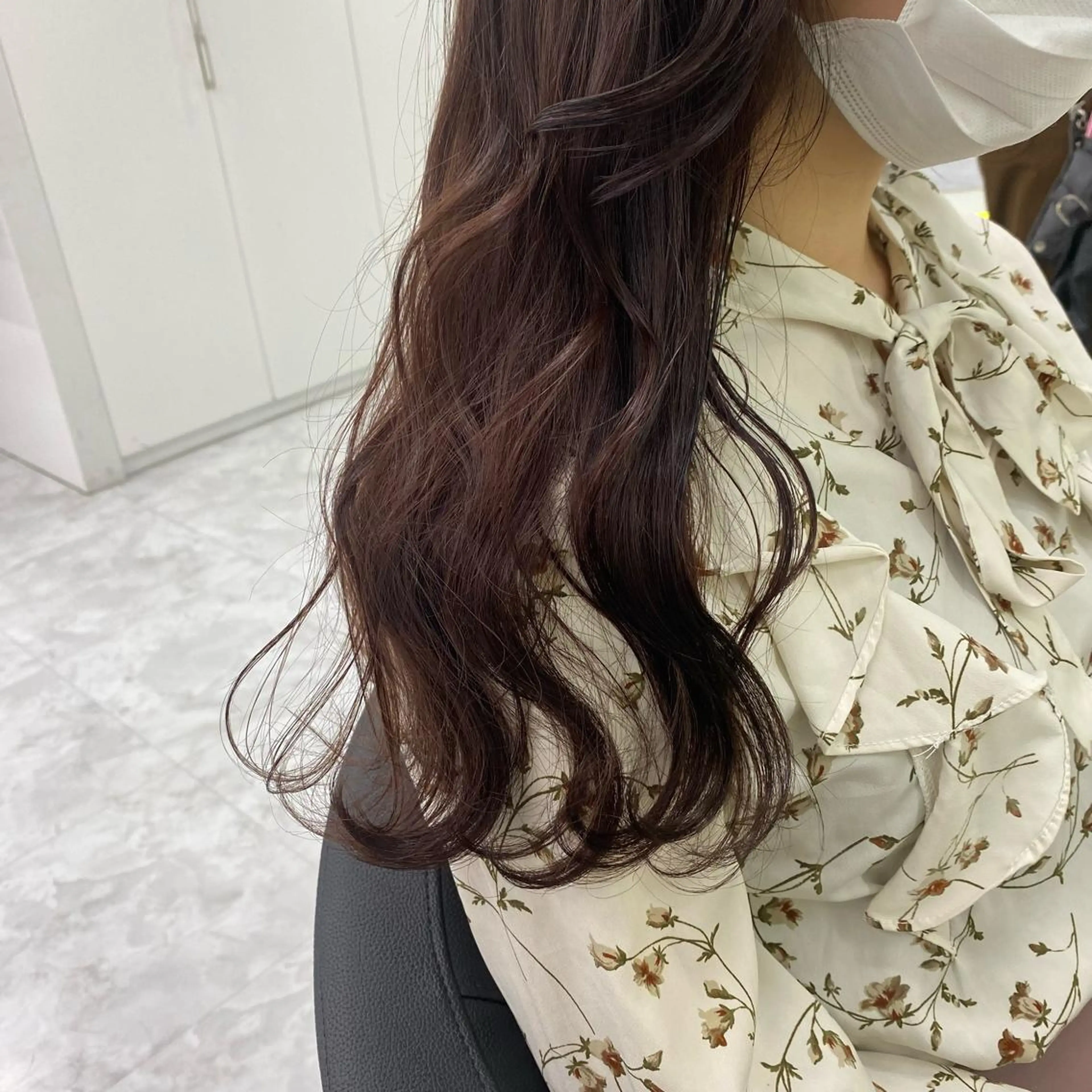 セミロング カラー ヘアアレンジ ヘアカラー トリートメント mai🍑暖色カラー /レイヤー💖のヘアスタイル