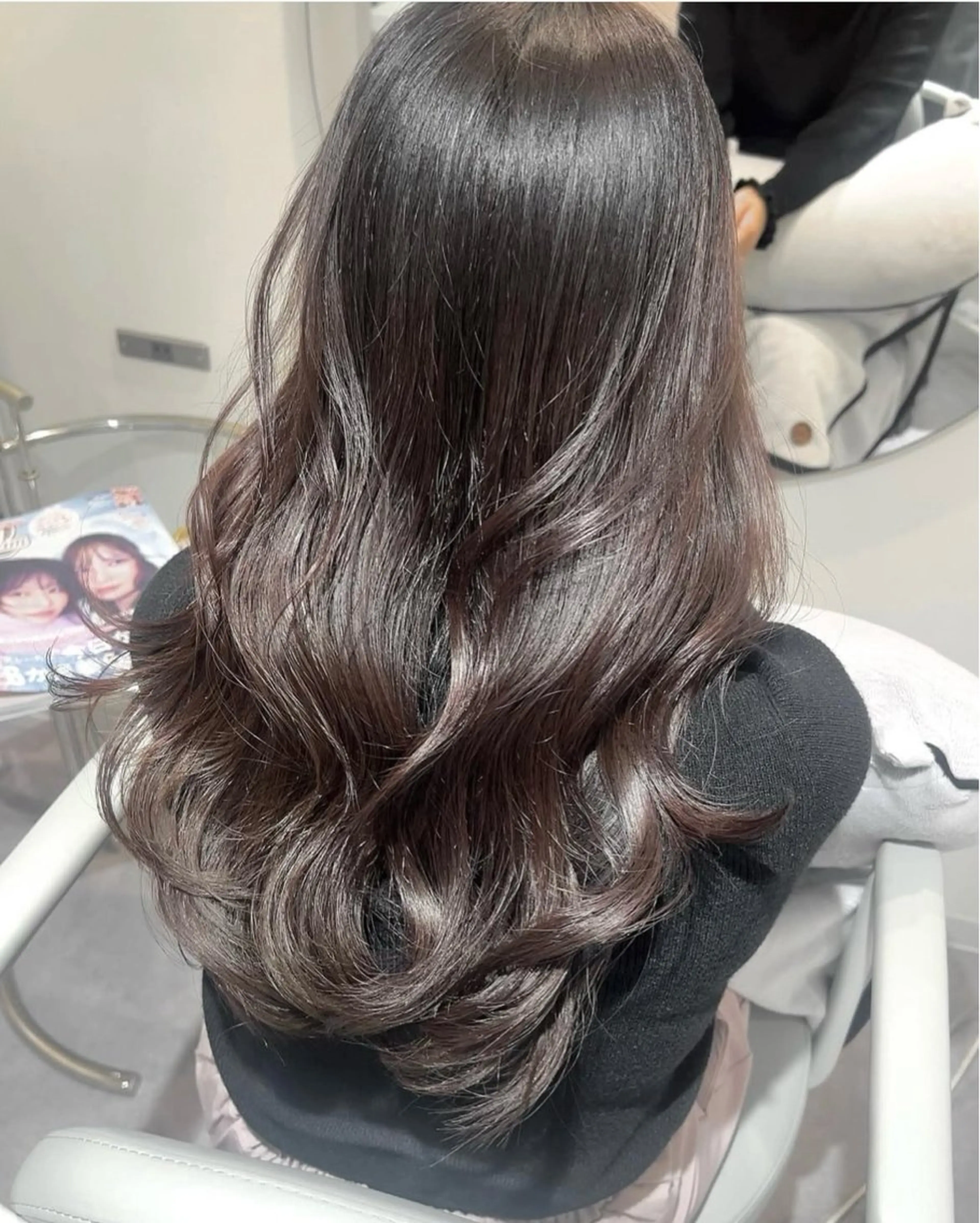 ロング 山本 晃のヘアスタイル