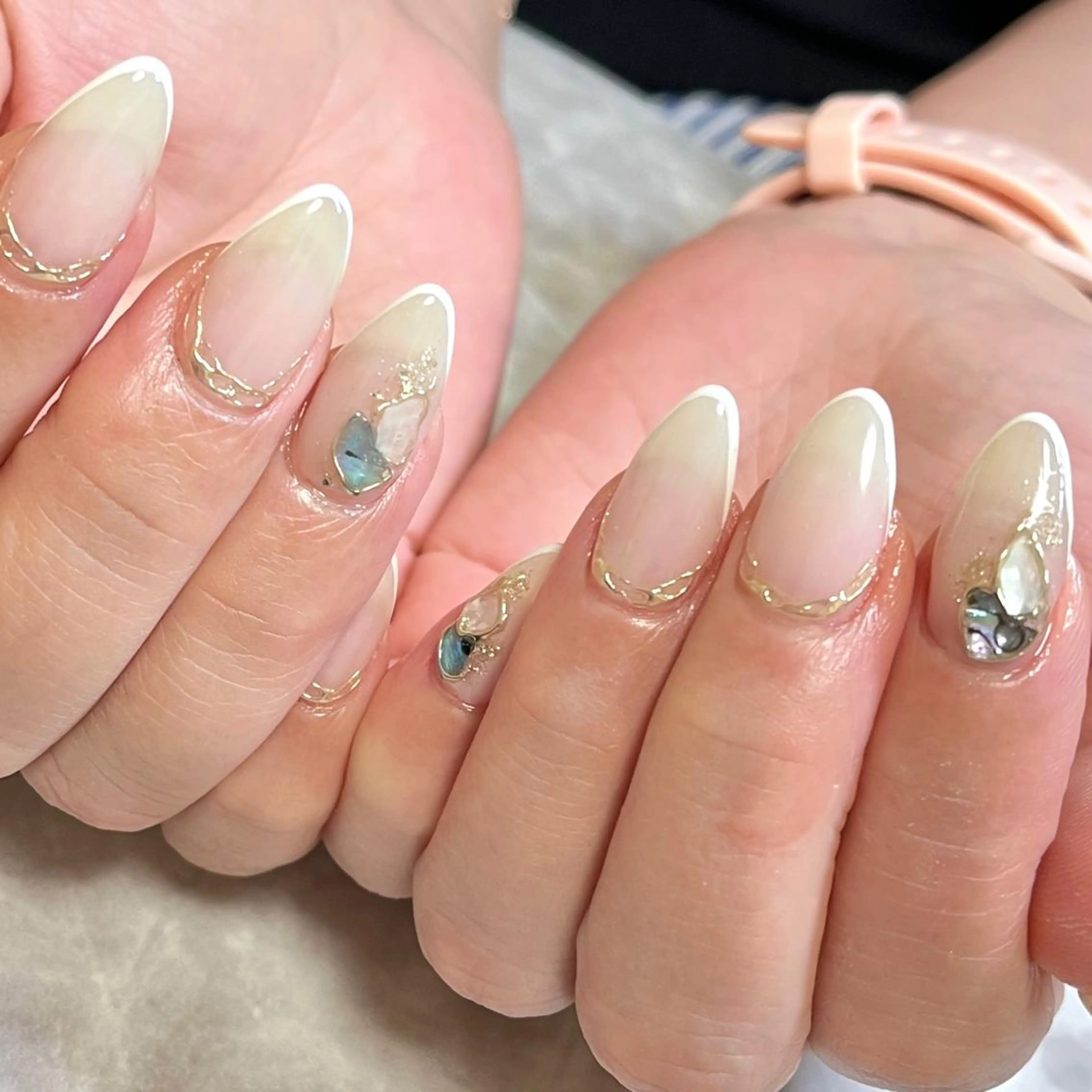 ネイル ゴールド Nail Rinonのネイルデザイン