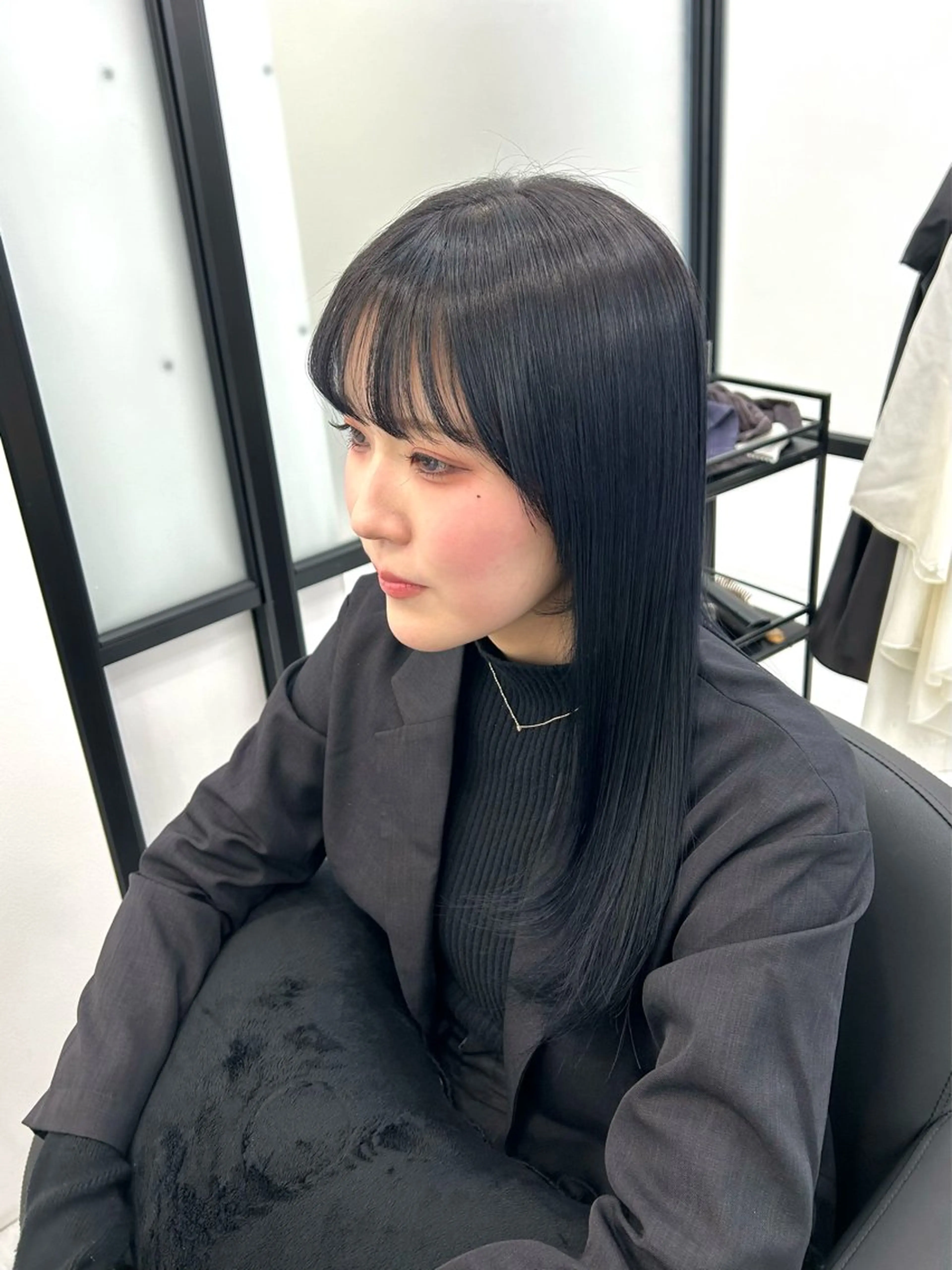 セミロング カット ヘアカラー トリートメント miku 🍑髪質改善サロンのヘアスタイル