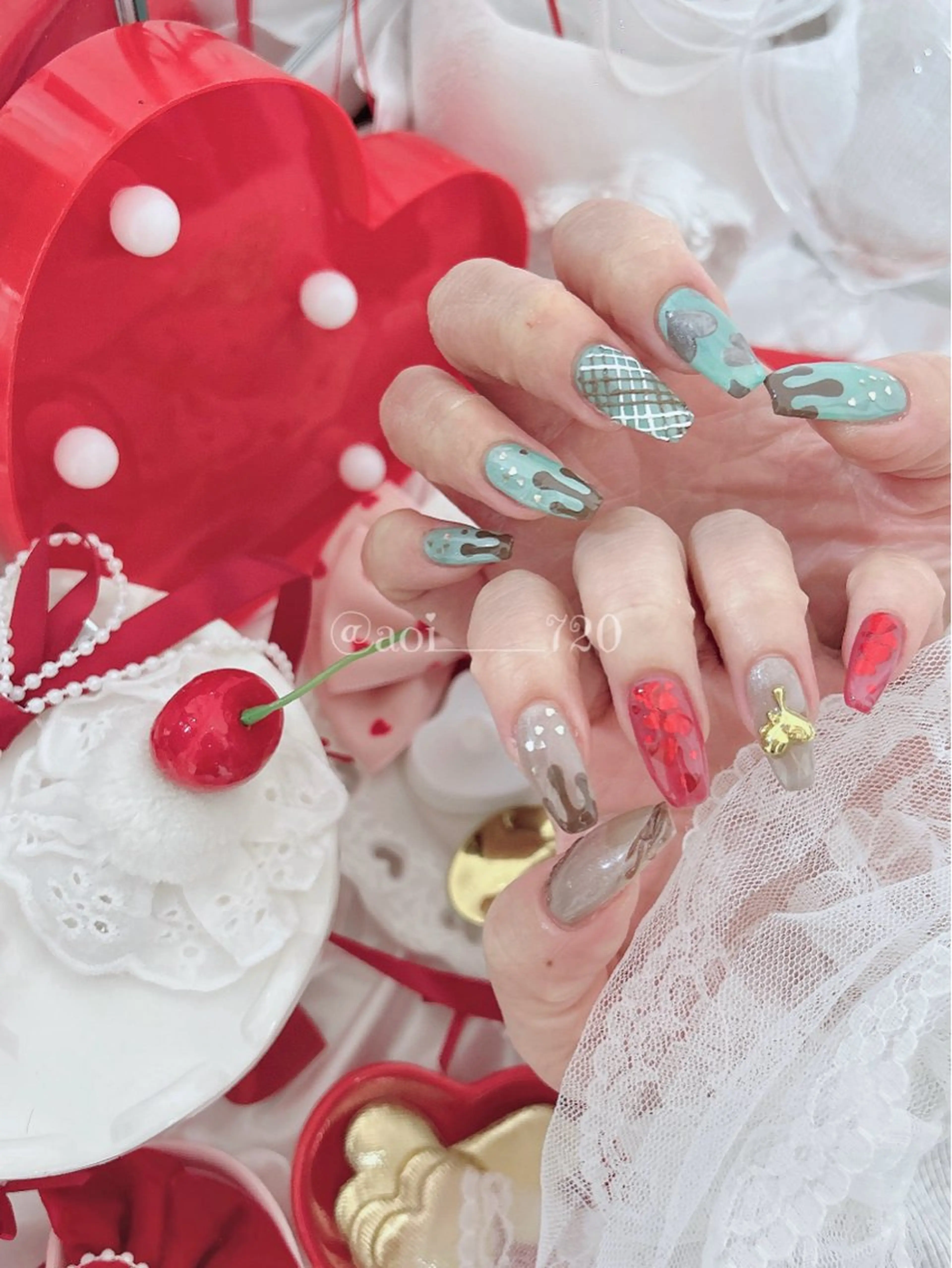 ネイル バレンタイン Cerise Nailのネイルデザイン